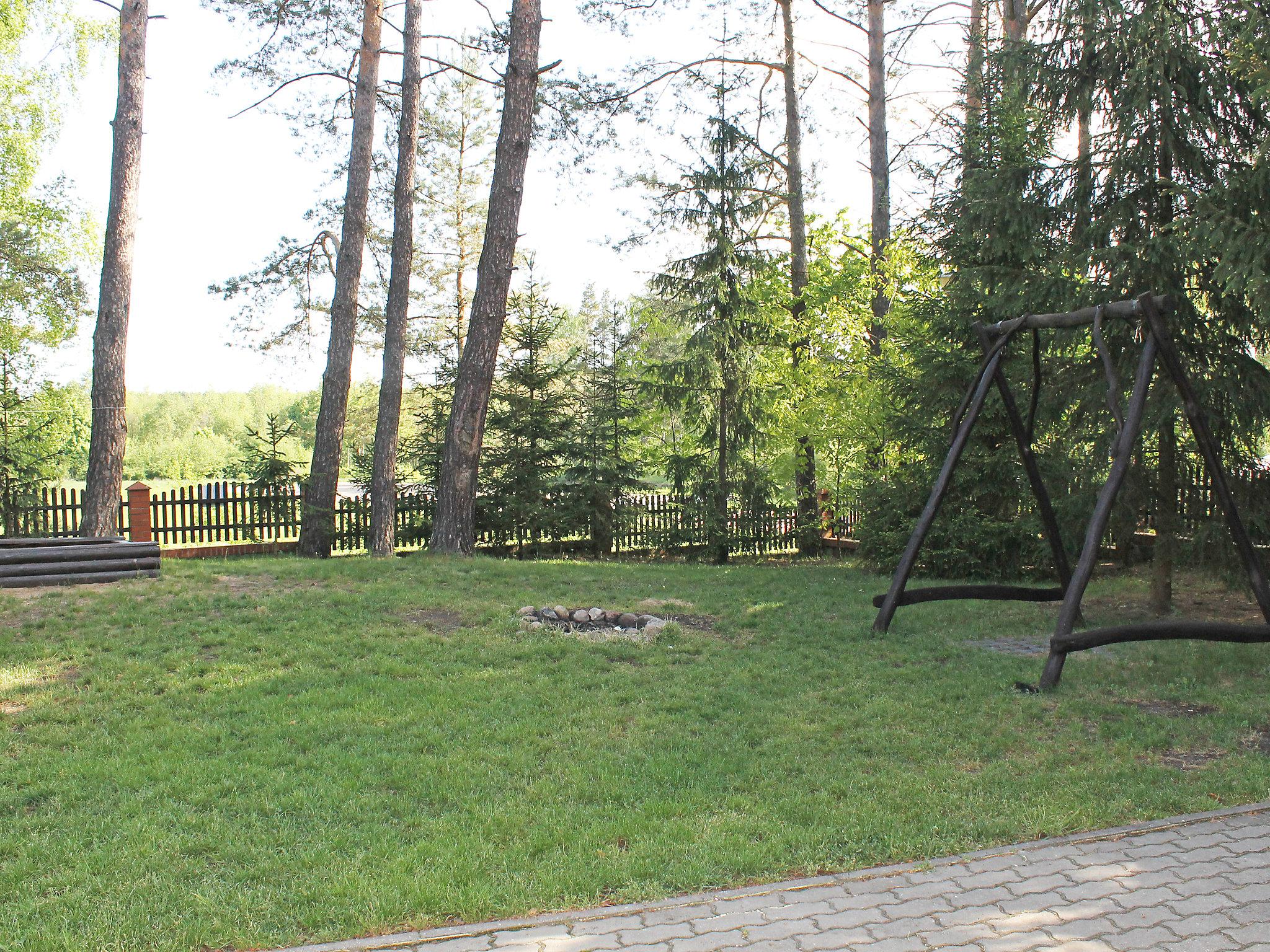 Photo 20 - Maison de 5 chambres à Grunwald avec jardin et terrasse