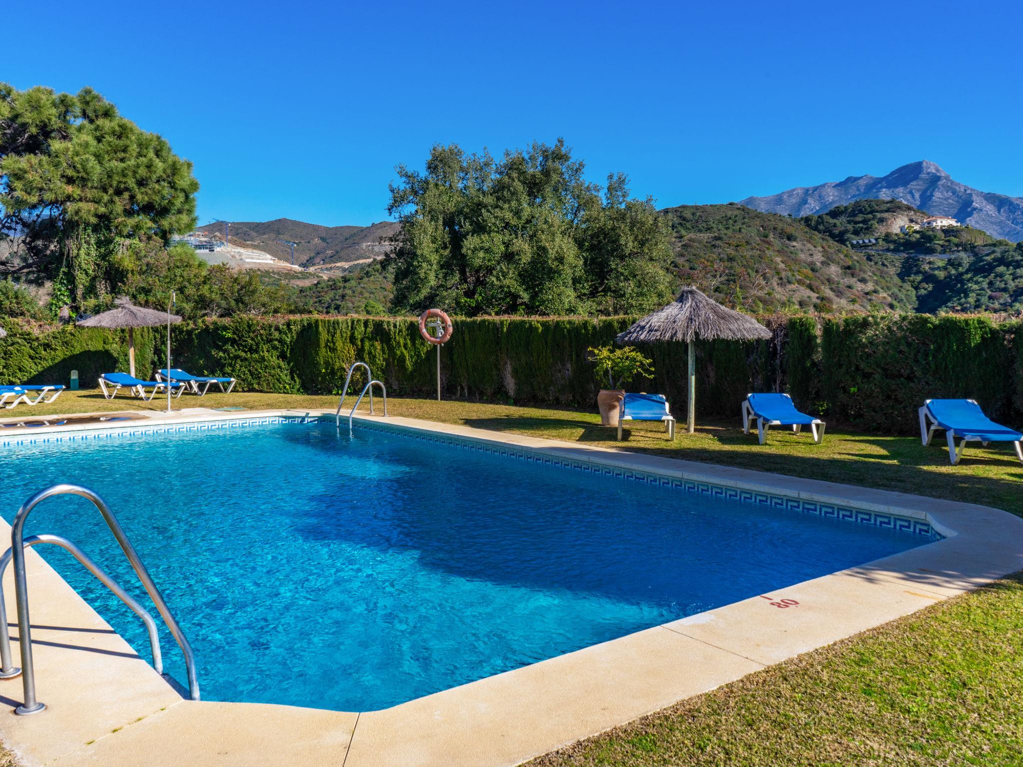 Foto 21 - Appartamento con 3 camere da letto a Benahavís con piscina e vista mare