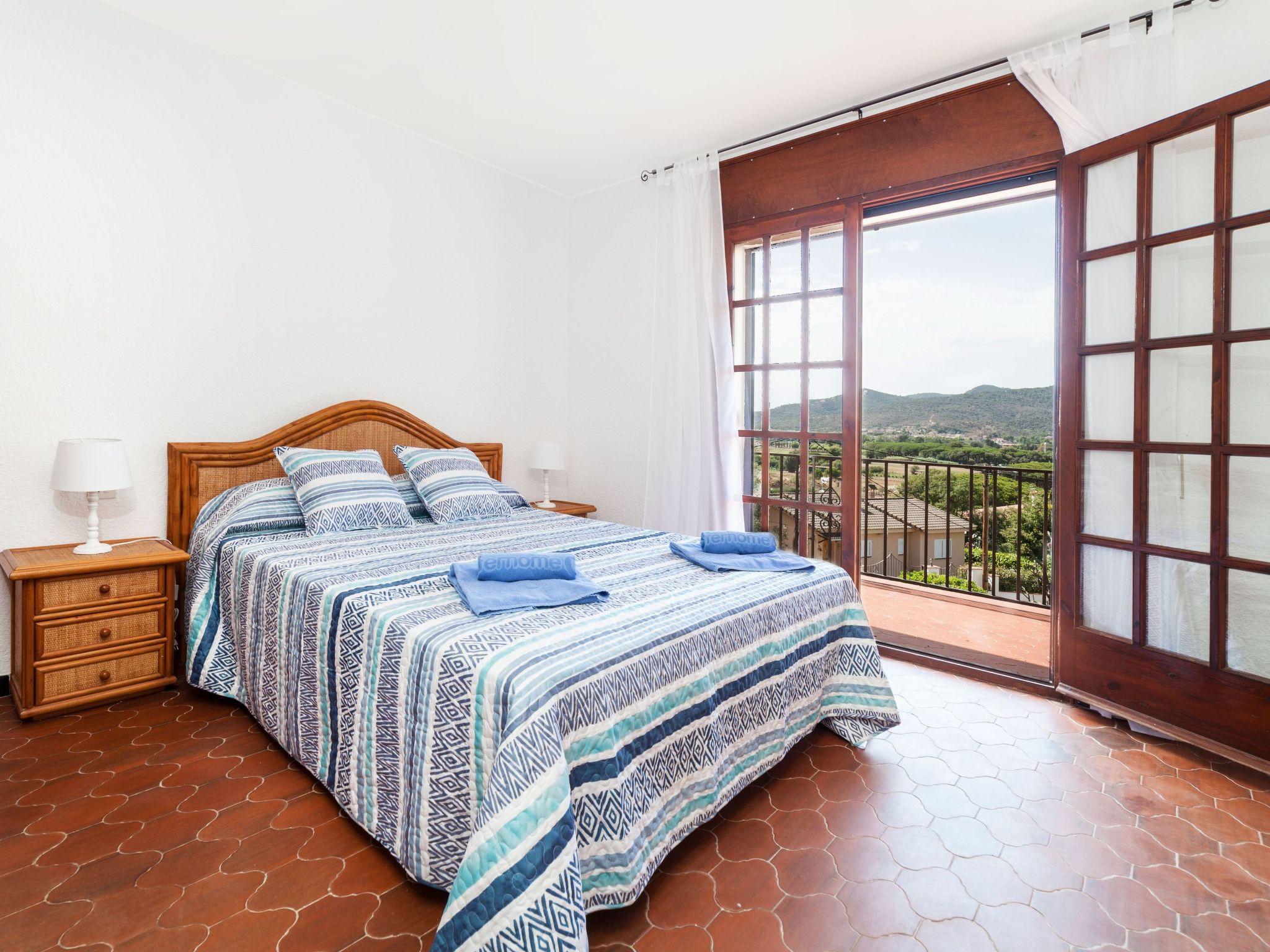 Foto 11 - Casa con 4 camere da letto a Castell-Platja d'Aro con piscina privata e vista mare