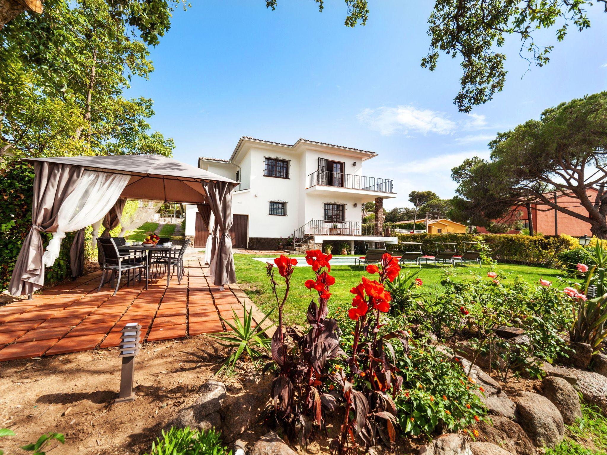 Foto 19 - Casa con 4 camere da letto a Castell-Platja d'Aro con piscina privata e giardino