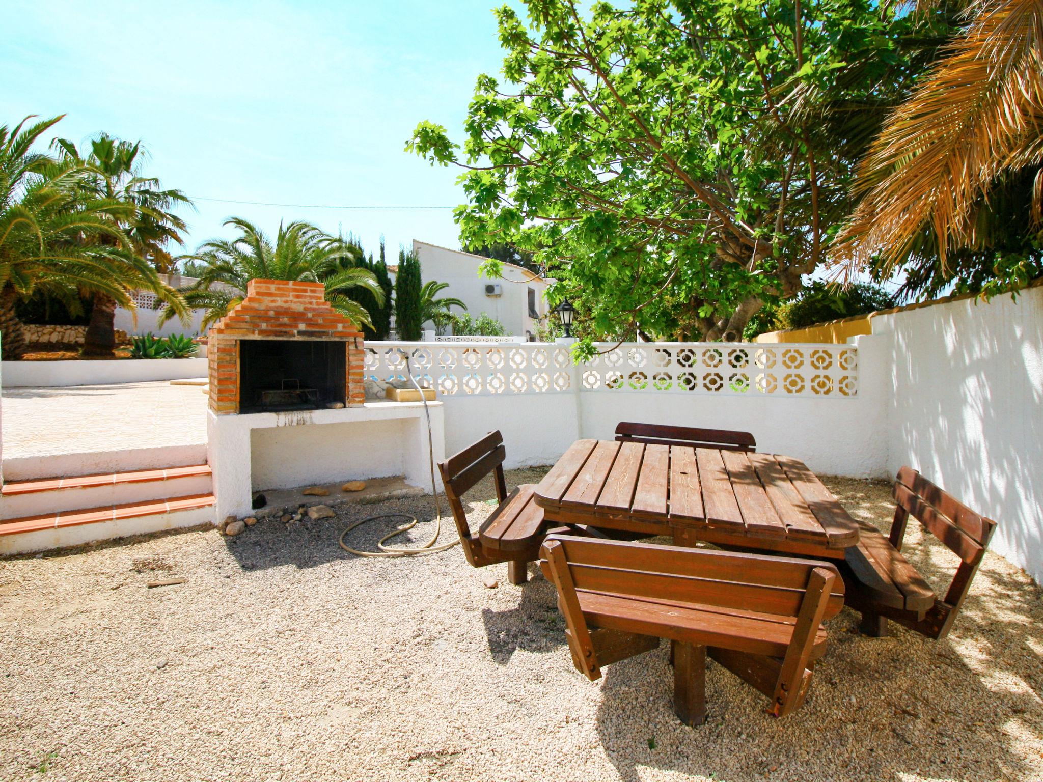 Foto 8 - Casa de 6 quartos em Calp com piscina privada e vistas do mar