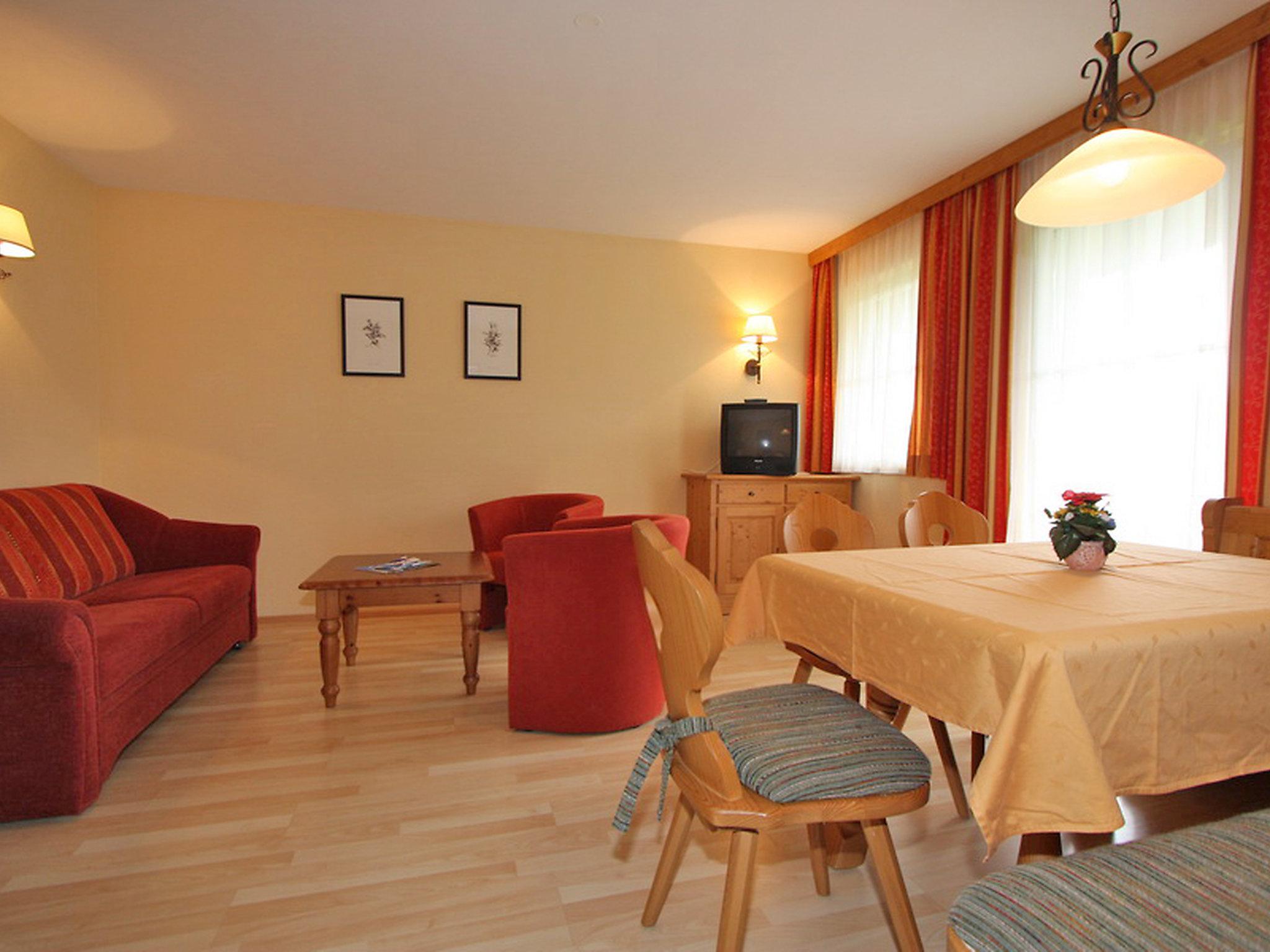 Foto 2 - Appartamento con 2 camere da letto a Altenmarkt im Pongau con giardino e vista sulle montagne
