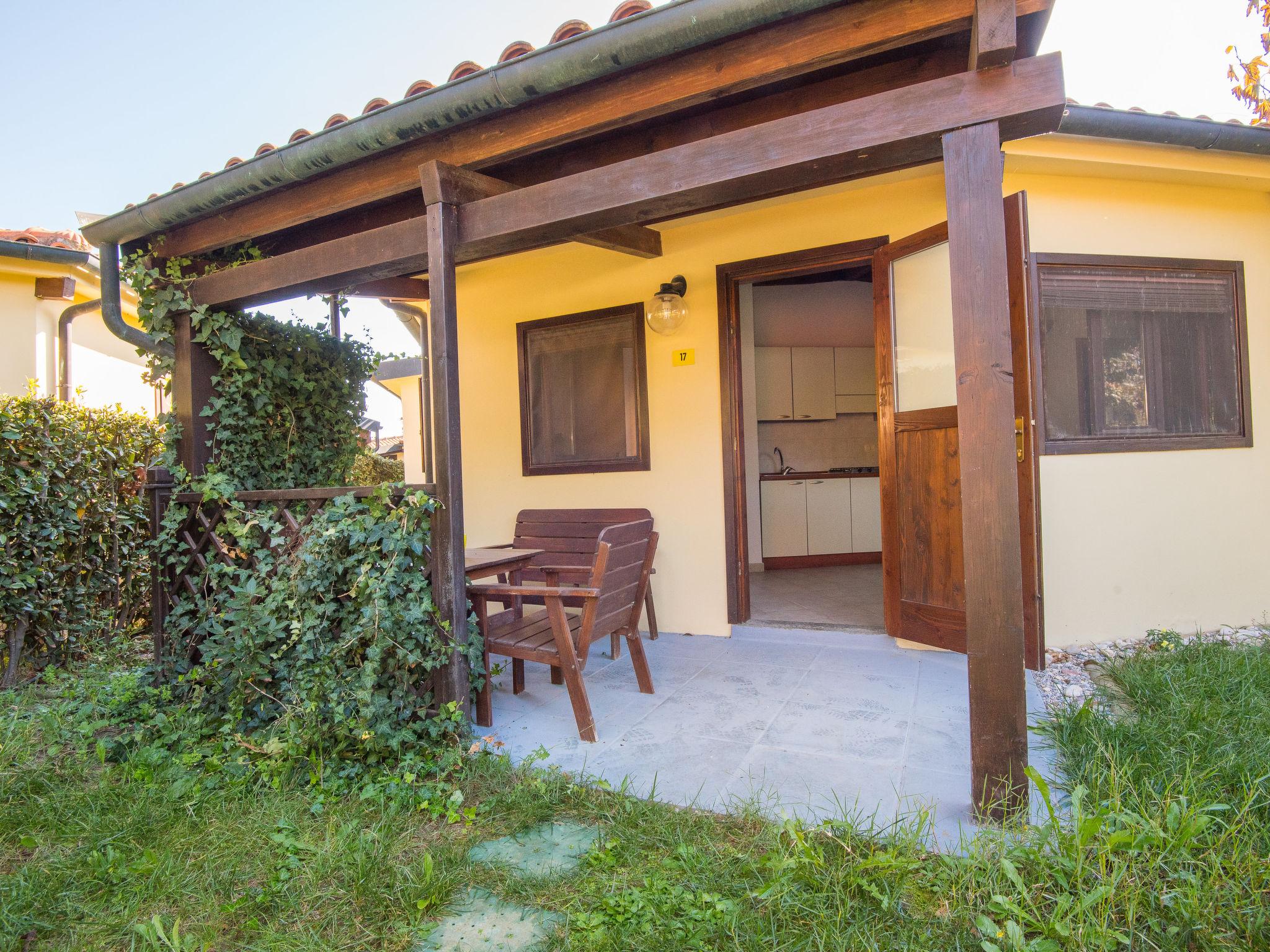 Foto 16 - Casa de 2 habitaciones en Piombino con piscina y vistas al mar
