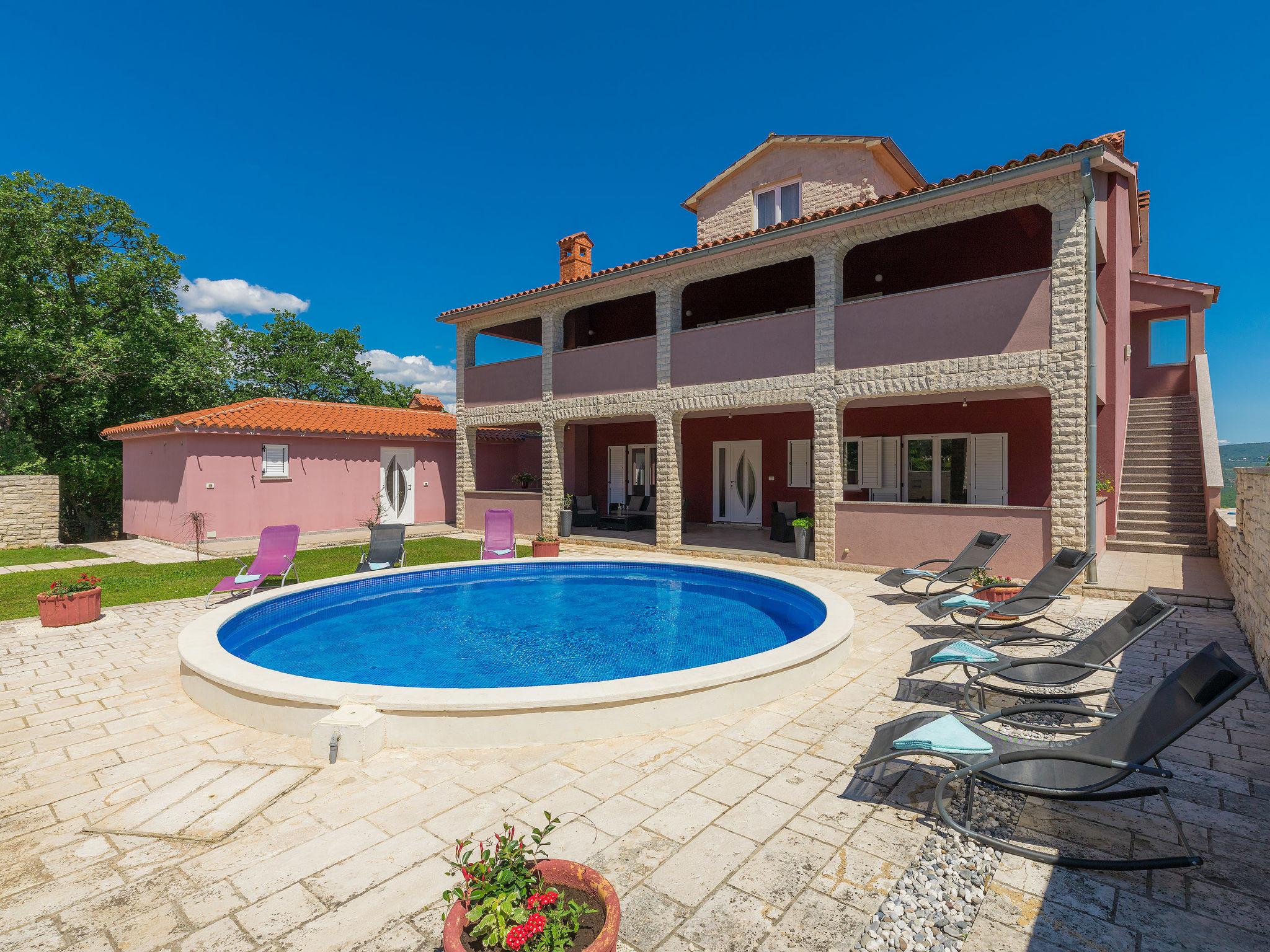 Foto 19 - Casa de 4 quartos em Marčana com piscina privada e vistas do mar