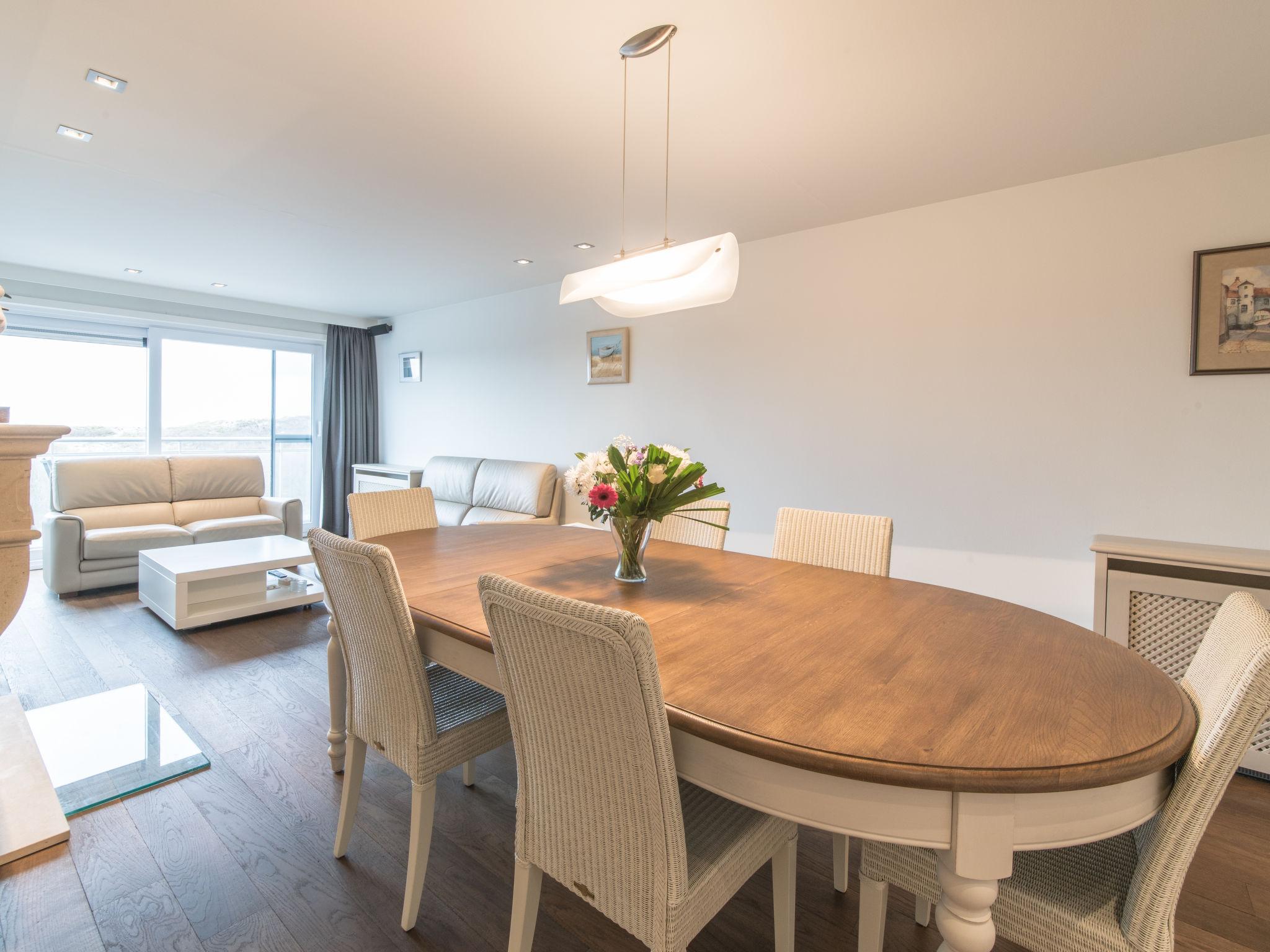 Photo 11 - 3 bedroom Apartment in Bredene with terrace