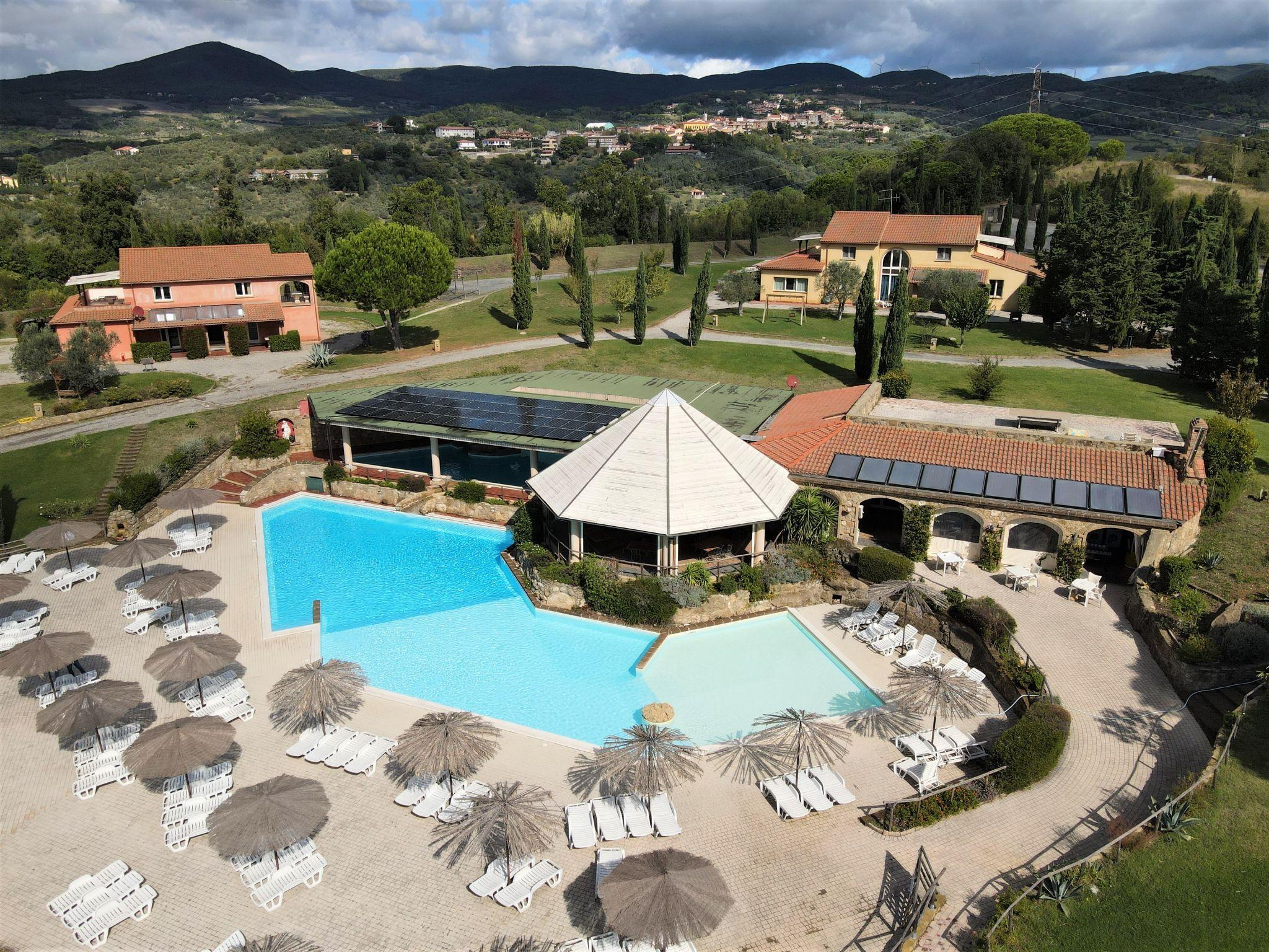 Photo 7 - Appartement de 2 chambres à Riparbella avec piscine et jardin