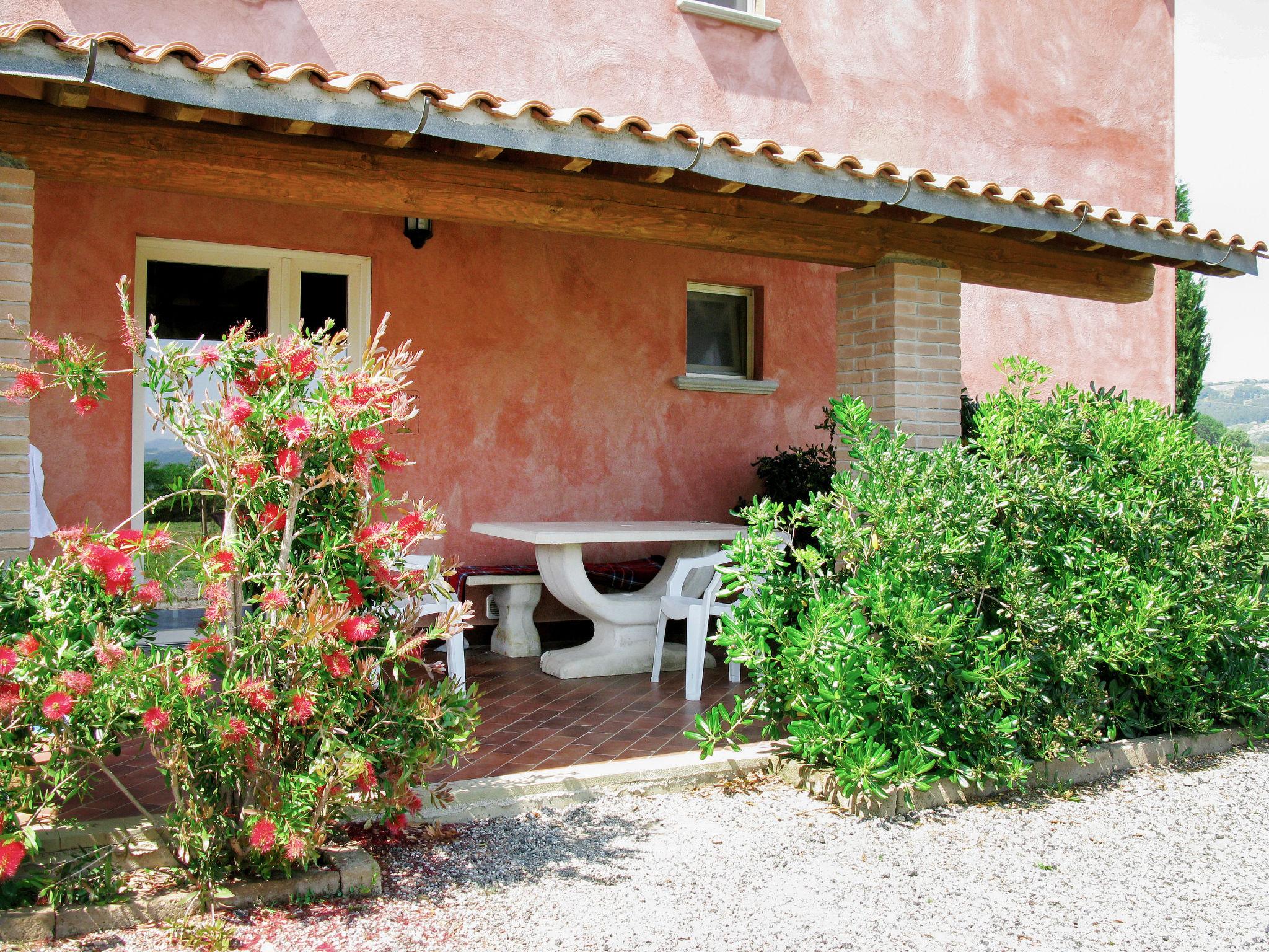 Foto 5 - Appartamento con 2 camere da letto a Riparbella con piscina e giardino