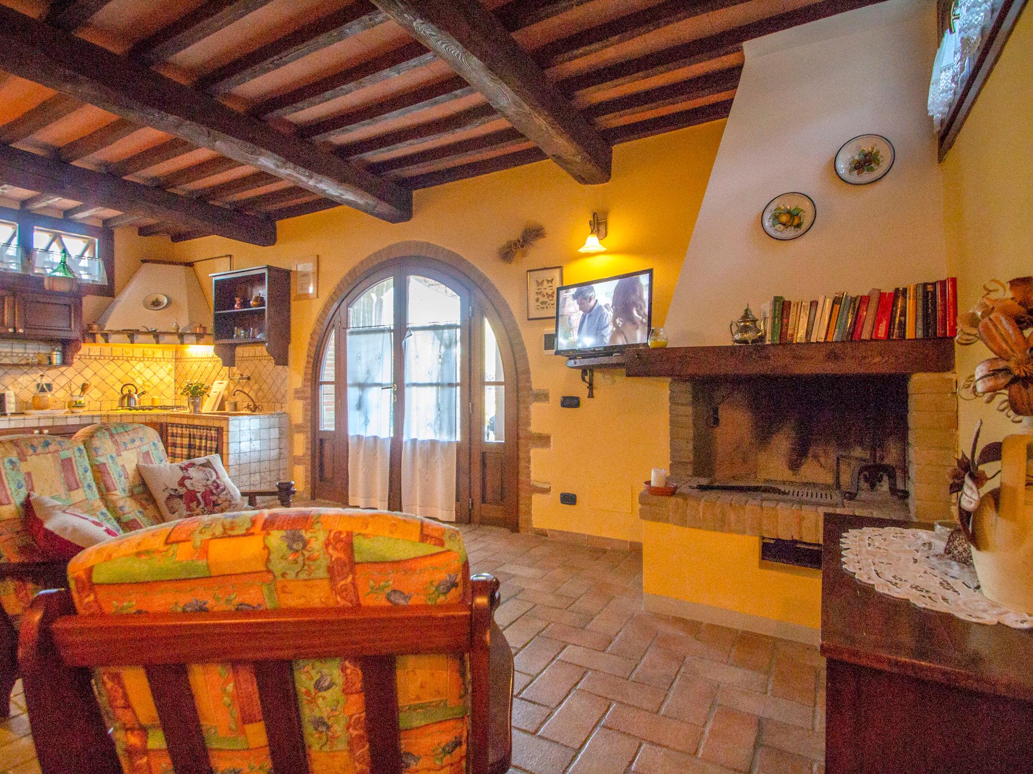 Foto 9 - Casa con 2 camere da letto a Castellina in Chianti con piscina e giardino