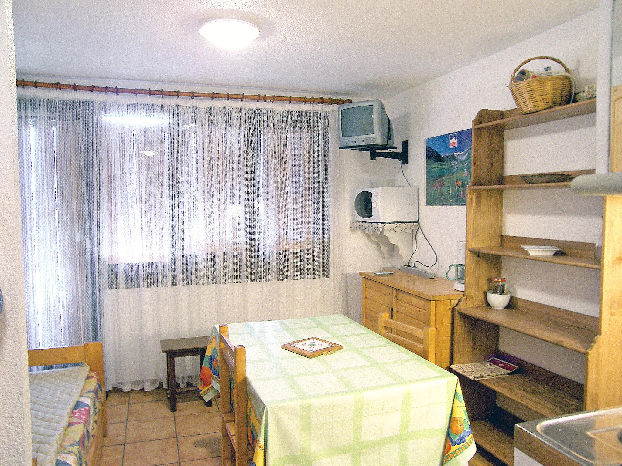 Foto 1 - Apartamento de 1 habitación en Tignes con terraza y vistas a la montaña