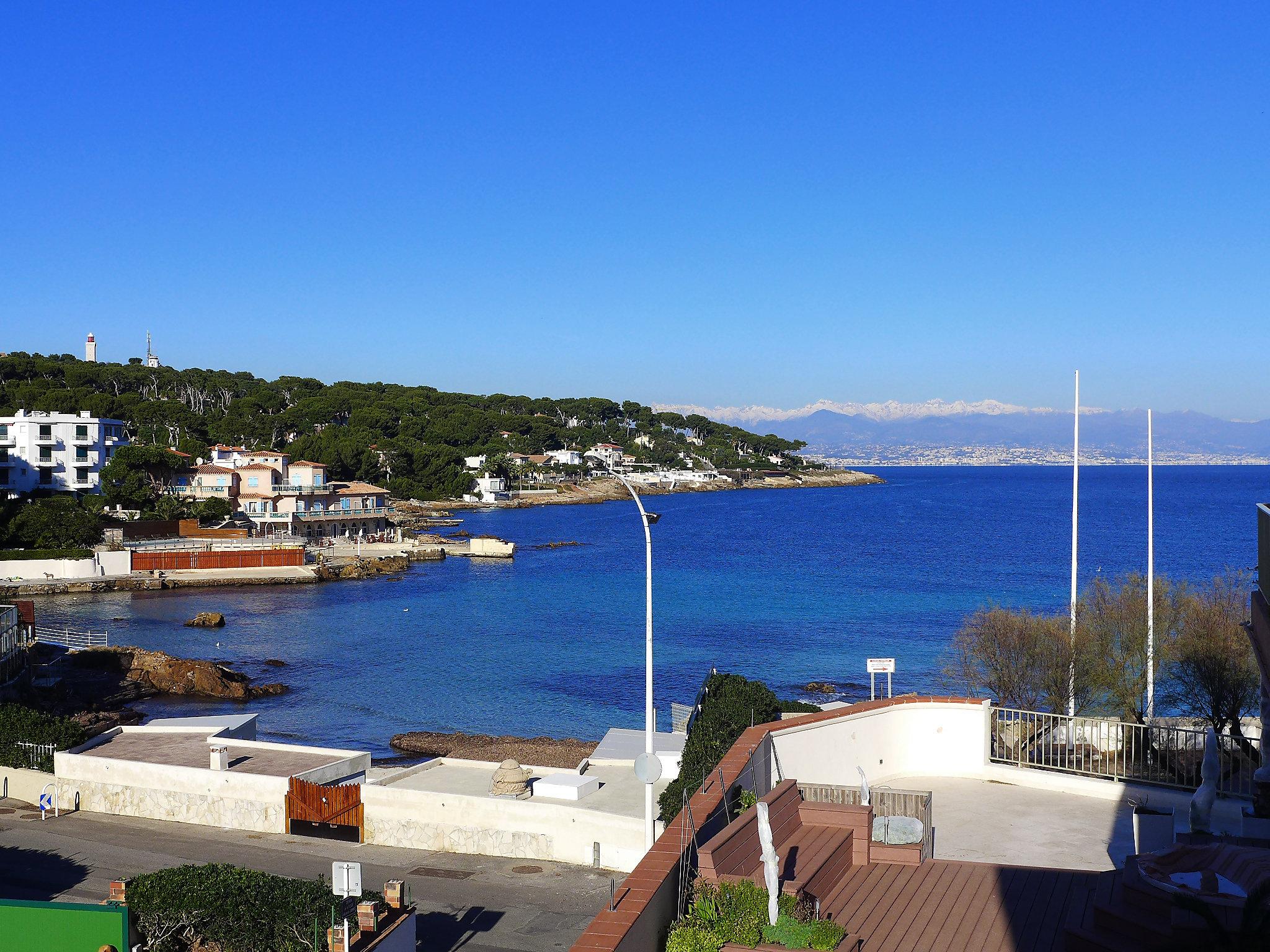 Foto 1 - Apartamento de 1 habitación en Antibes con vistas al mar