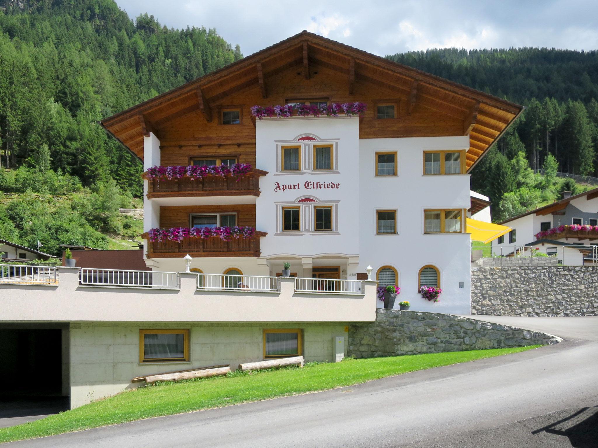Foto 1 - Apartamento de 2 habitaciones en See con vistas a la montaña