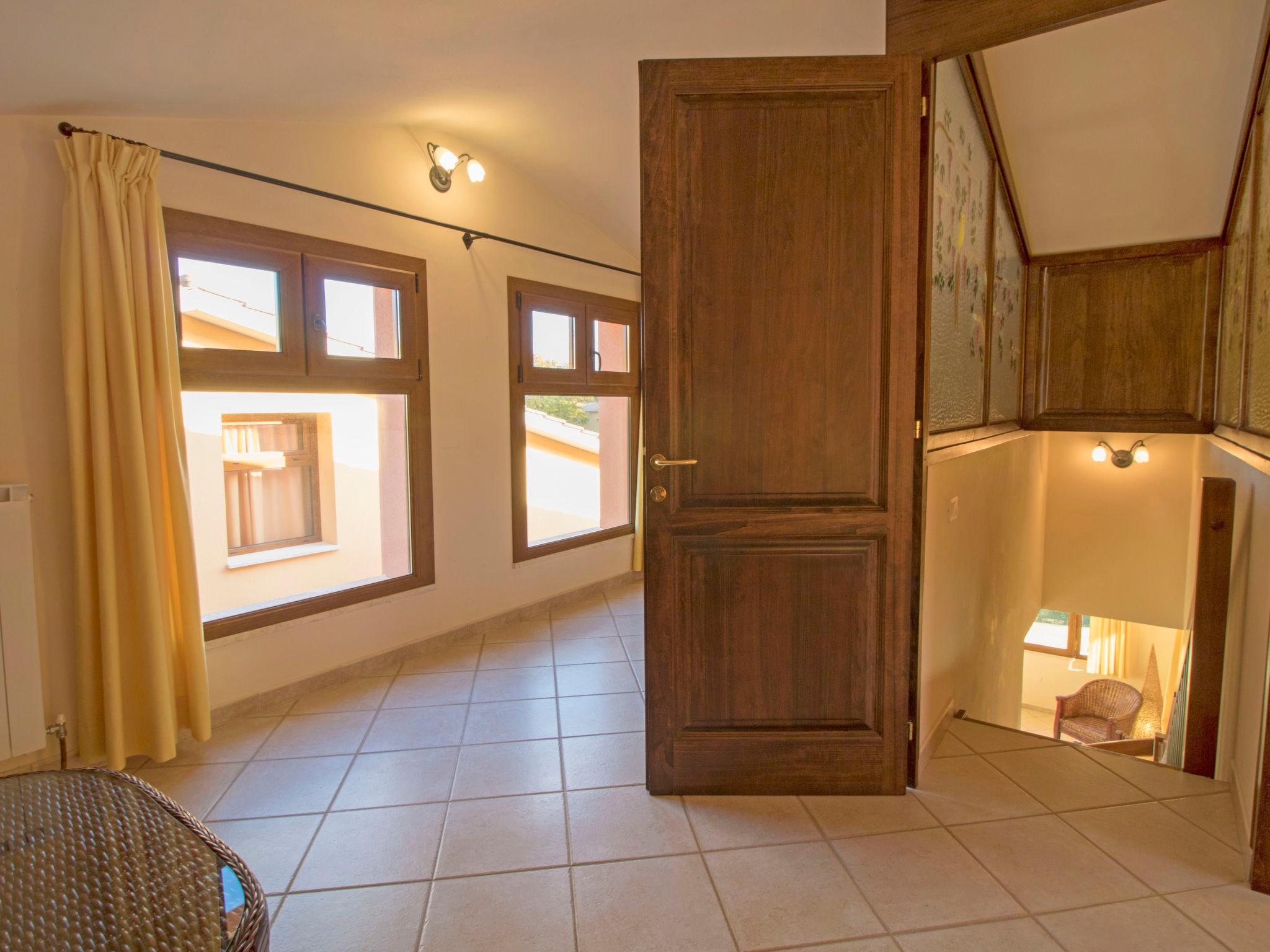 Photo 18 - 2 bedroom Apartment in Sorano with swimming pool and garden