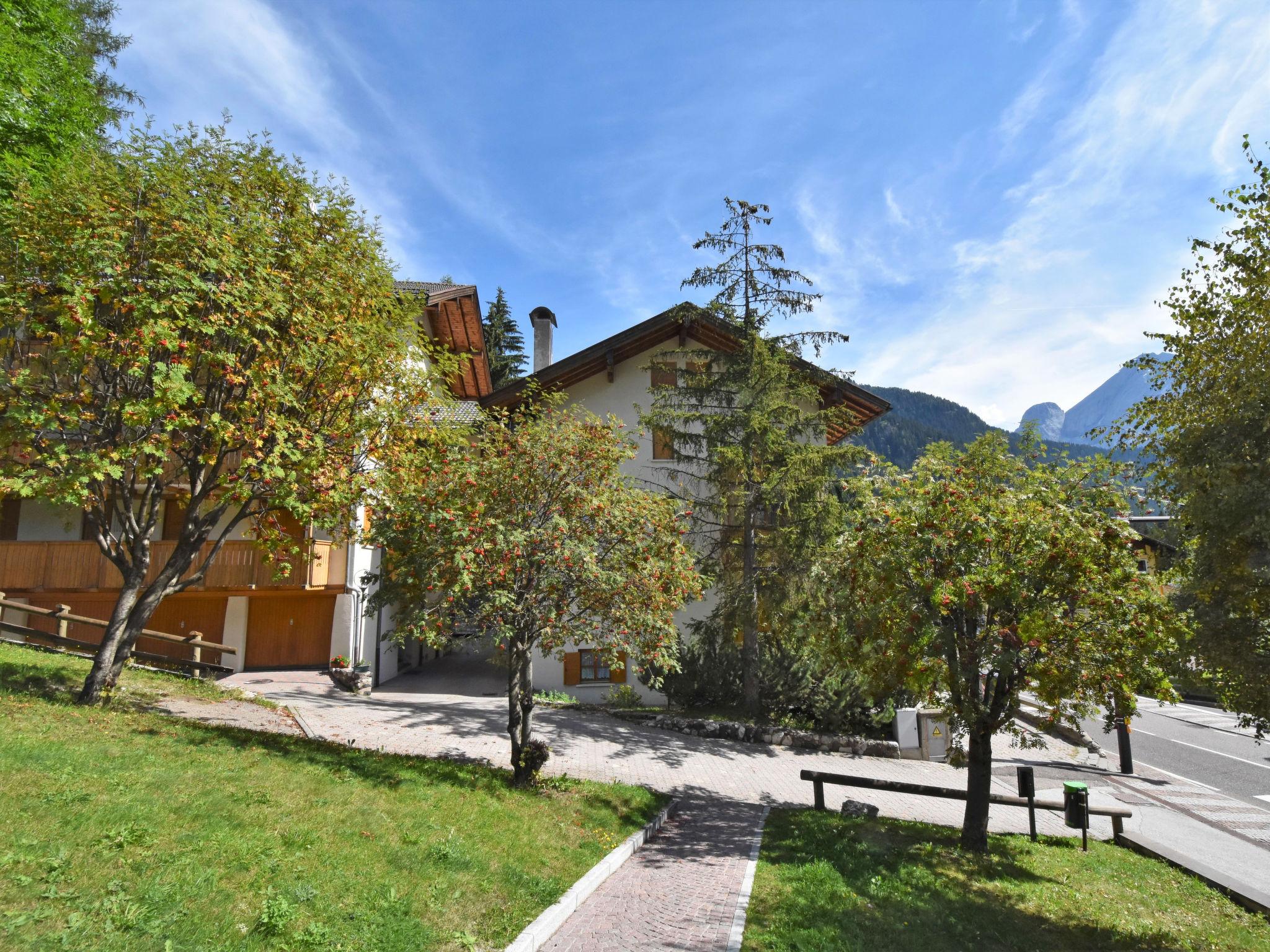 Photo 16 - Appartement de 2 chambres à Canazei avec vues sur la montagne