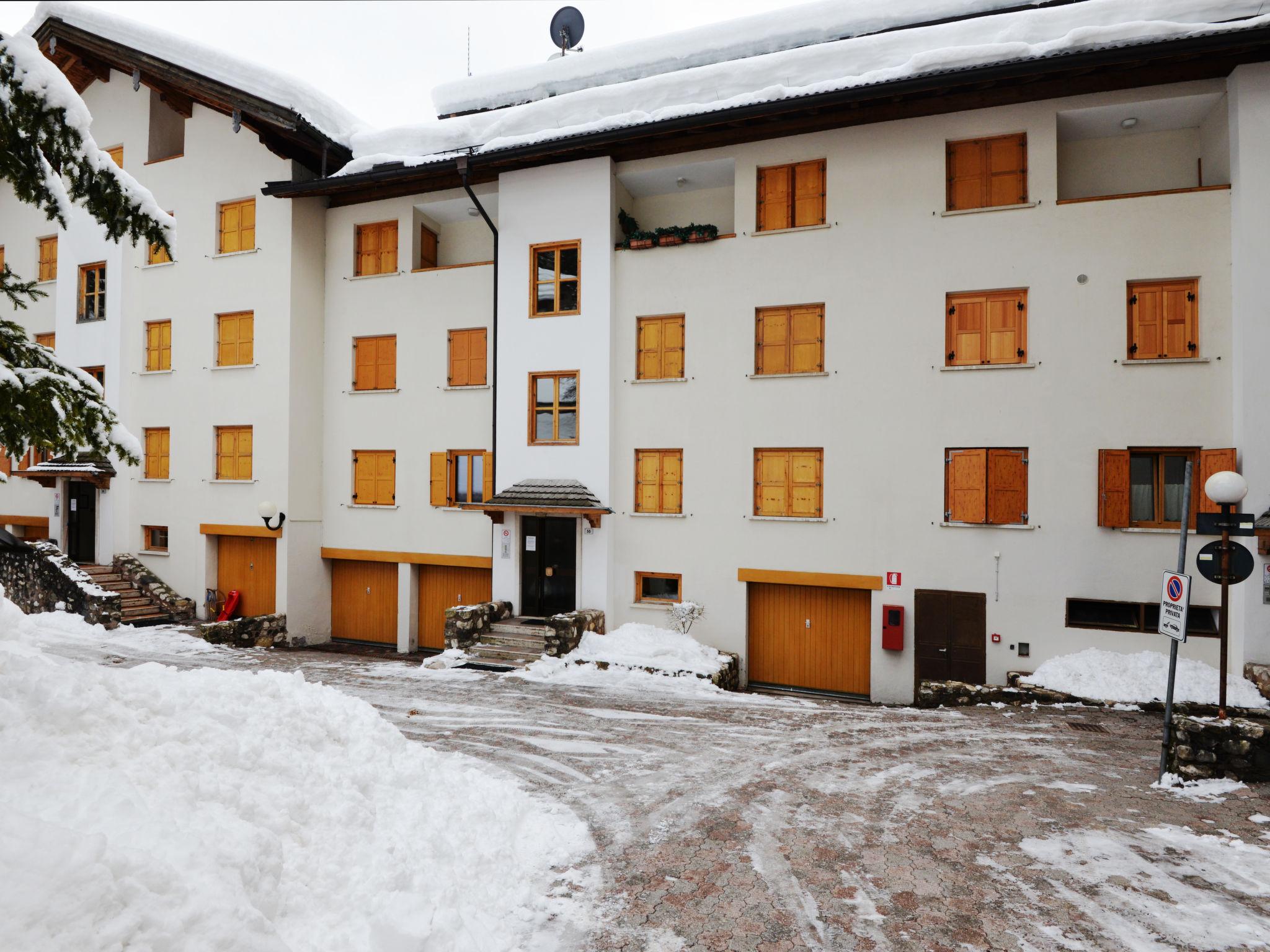 Photo 24 - Appartement de 2 chambres à Canazei avec vues sur la montagne