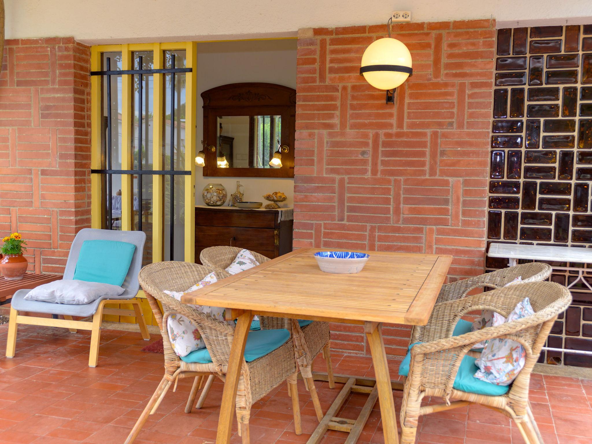 Foto 6 - Casa con 4 camere da letto a Sant Pere de Ribes con giardino e vista mare