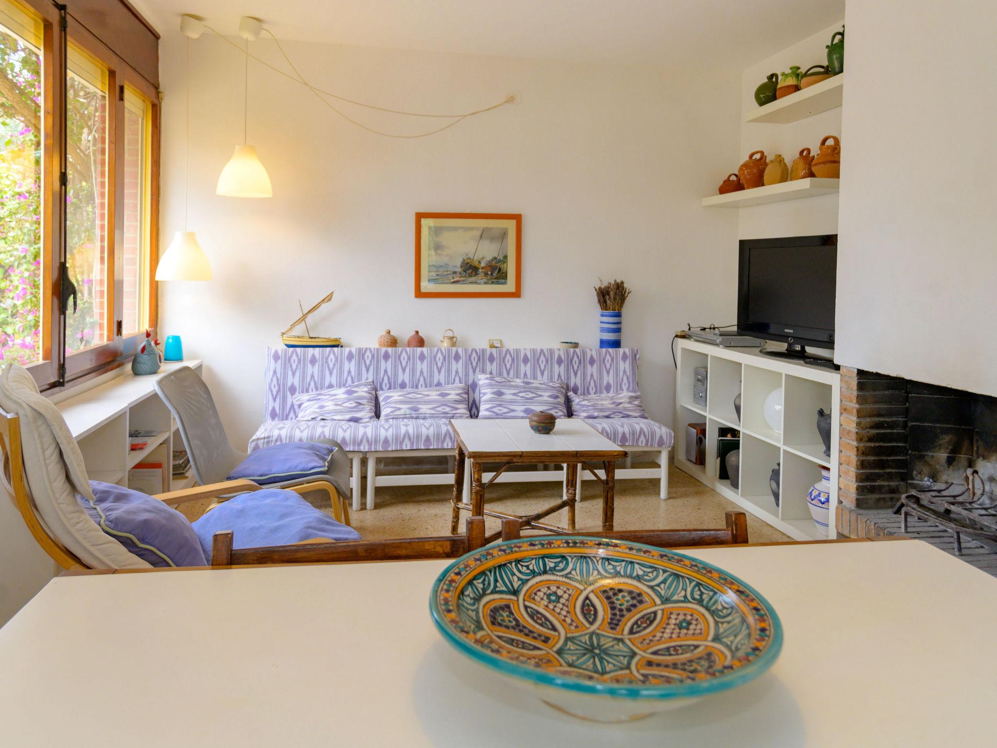 Foto 8 - Casa de 4 habitaciones en Sant Pere de Ribes con jardín y vistas al mar