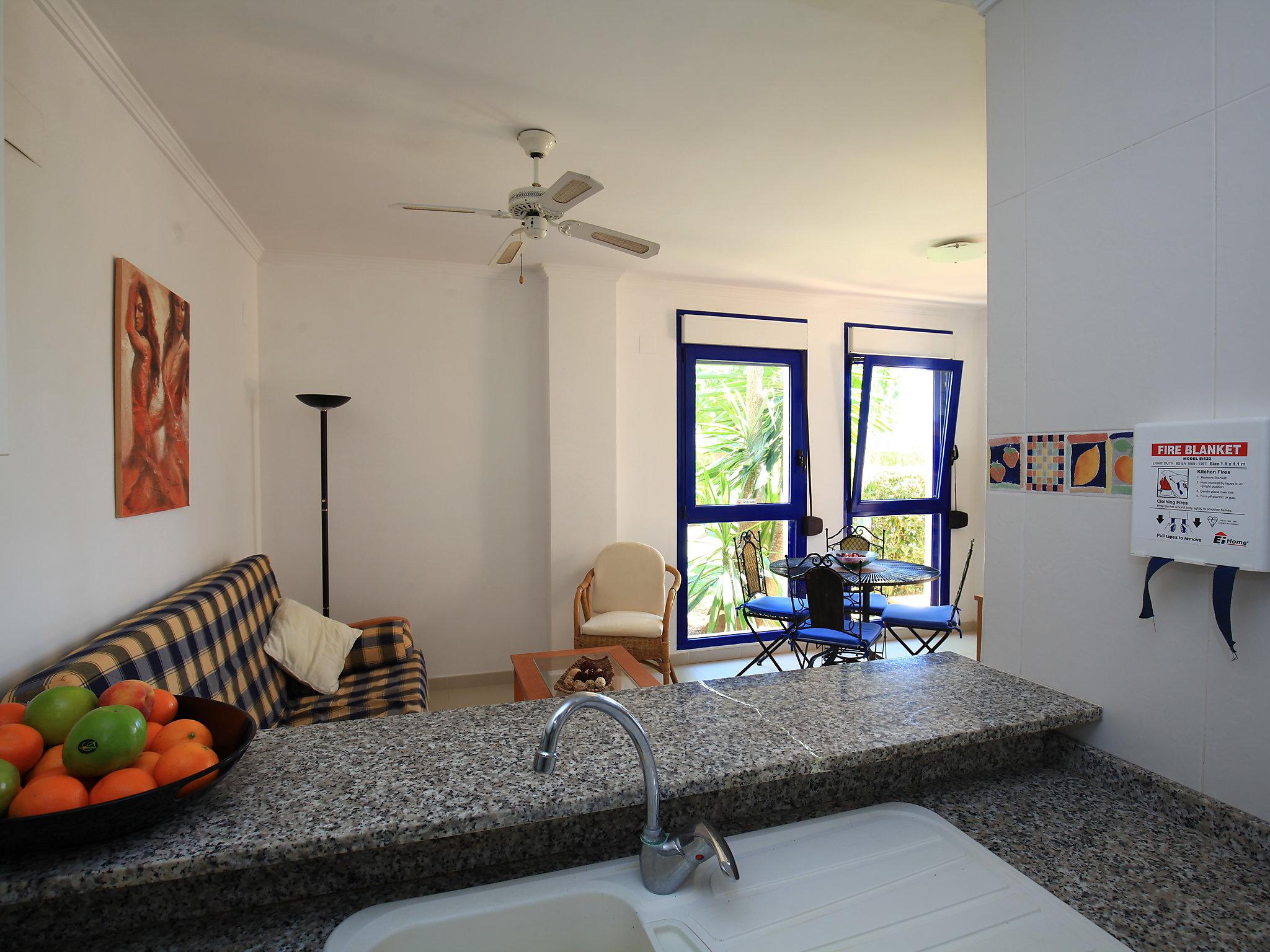 Photo 10 - 2 bedroom Apartment in Dénia with swimming pool and garden