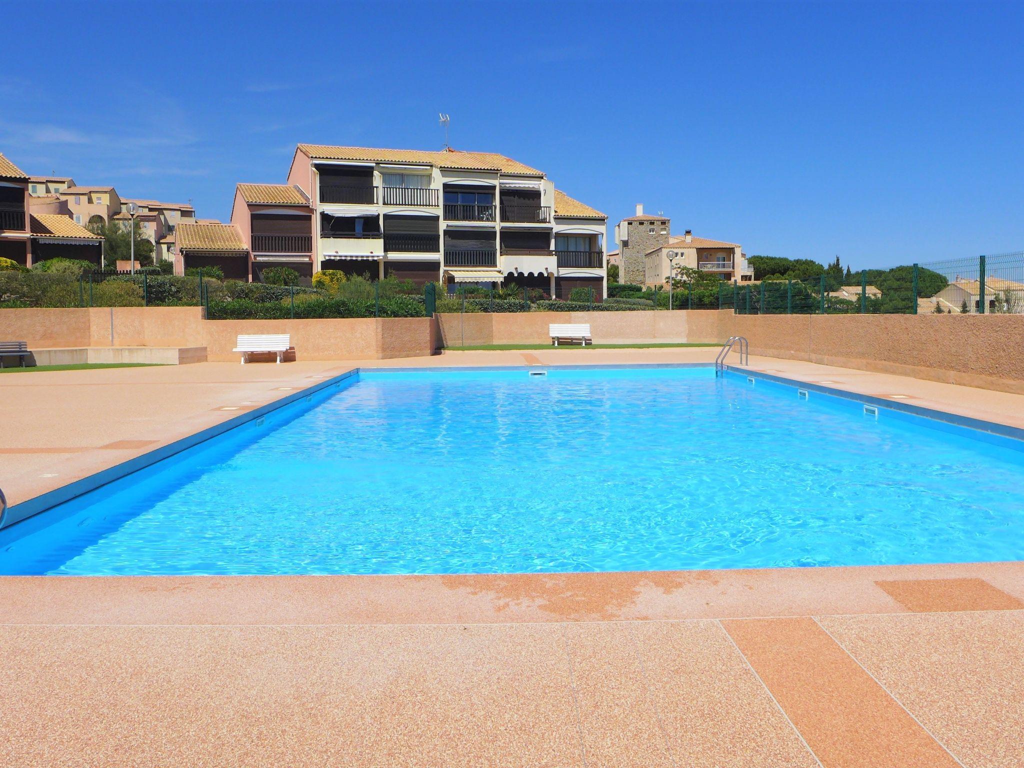 Foto 19 - Apartamento de 1 quarto em Fleury com piscina e vistas do mar