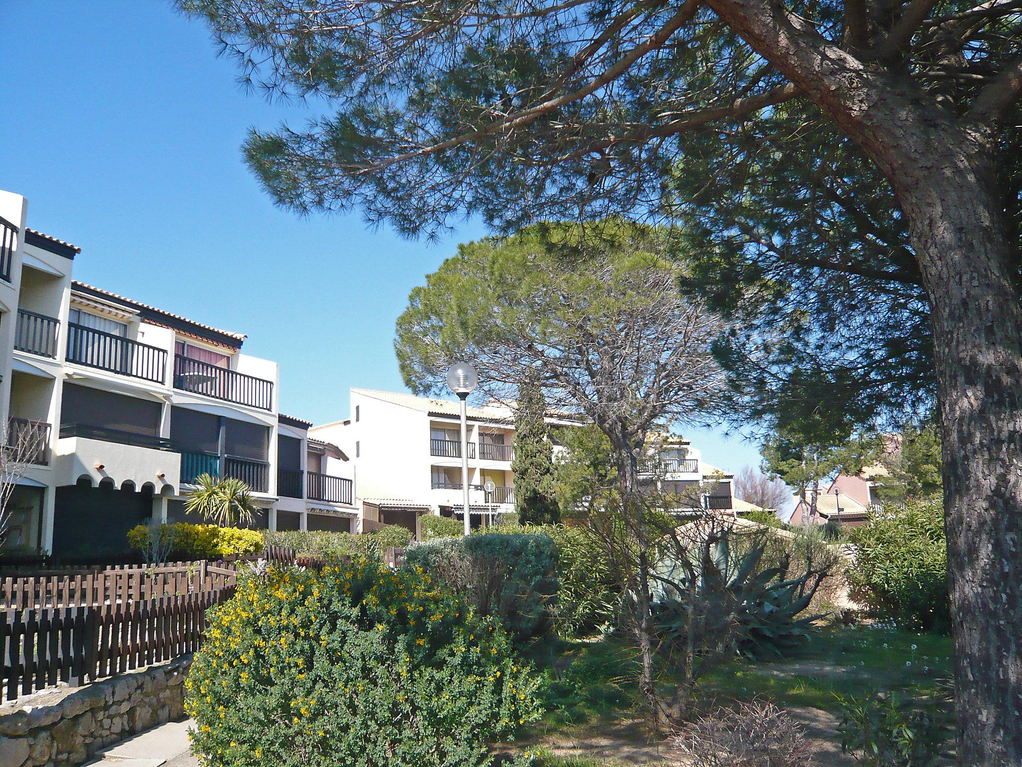 Foto 22 - Apartamento de 1 habitación en Fleury con piscina y vistas al mar