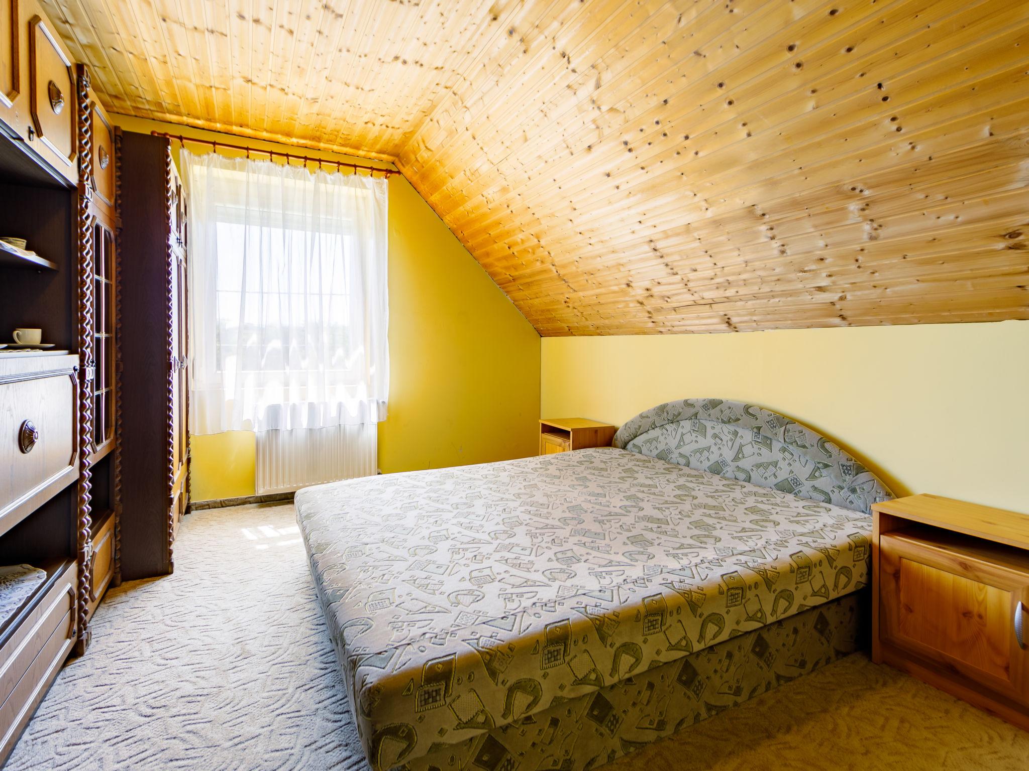 Foto 21 - Haus mit 5 Schlafzimmern in Balatonőszöd mit garten und blick auf die berge