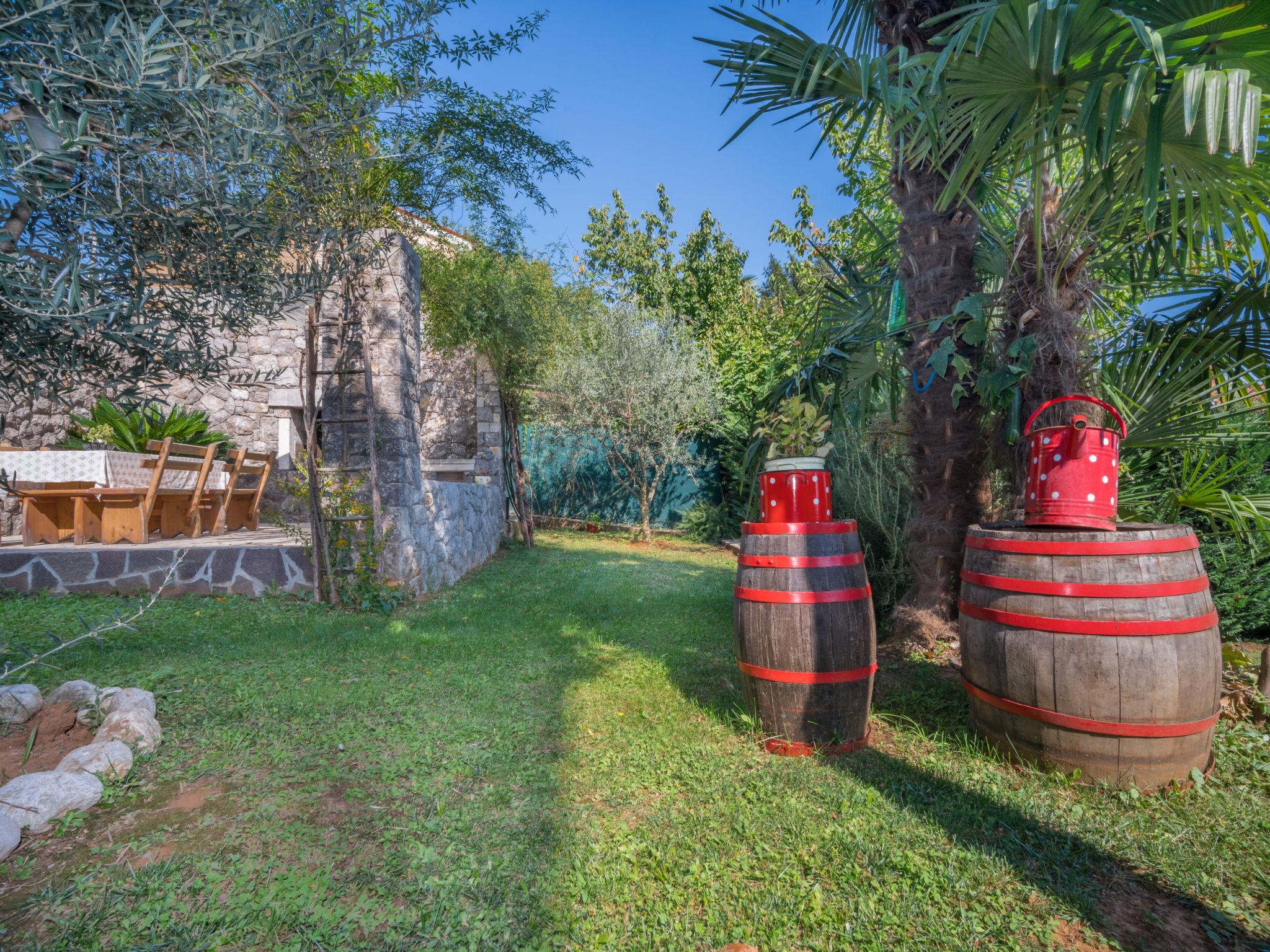 Photo 30 - Appartement de 1 chambre à Opatija avec jardin