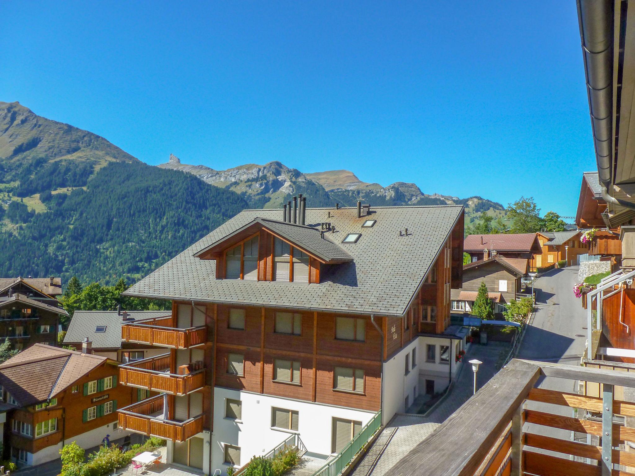 Photo 15 - Appartement de 2 chambres à Lauterbrunnen avec vues sur la montagne