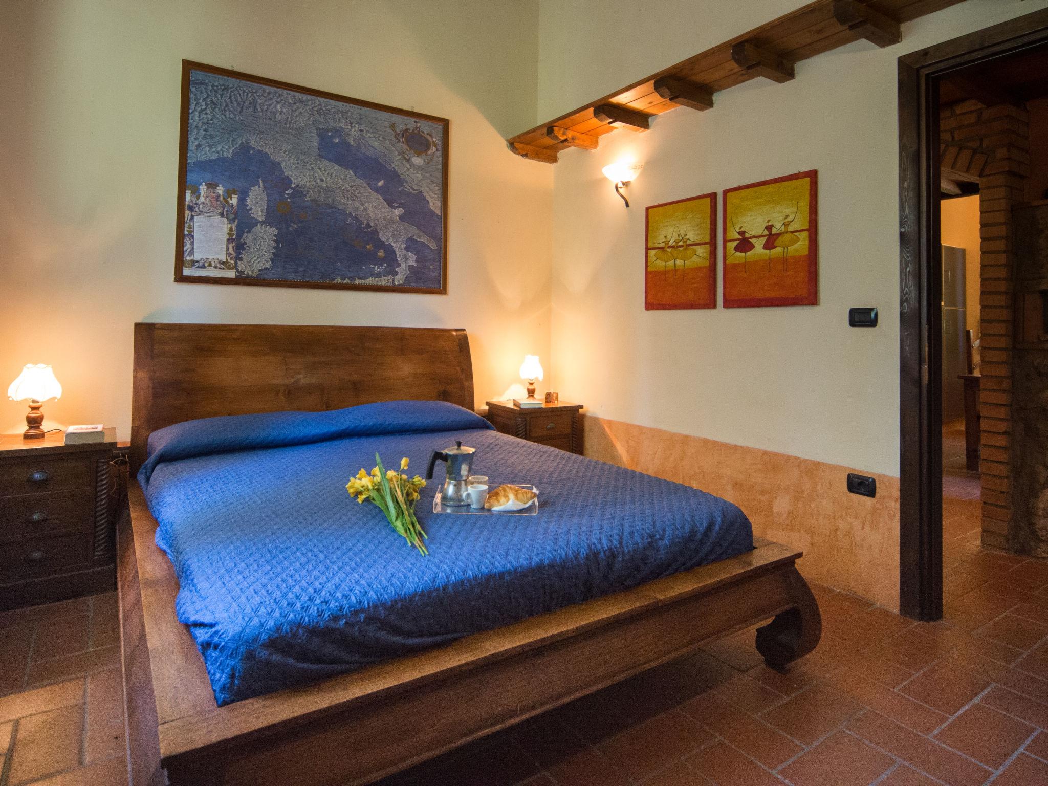 Foto 12 - Appartamento con 2 camere da letto a Montefiascone con piscina e giardino