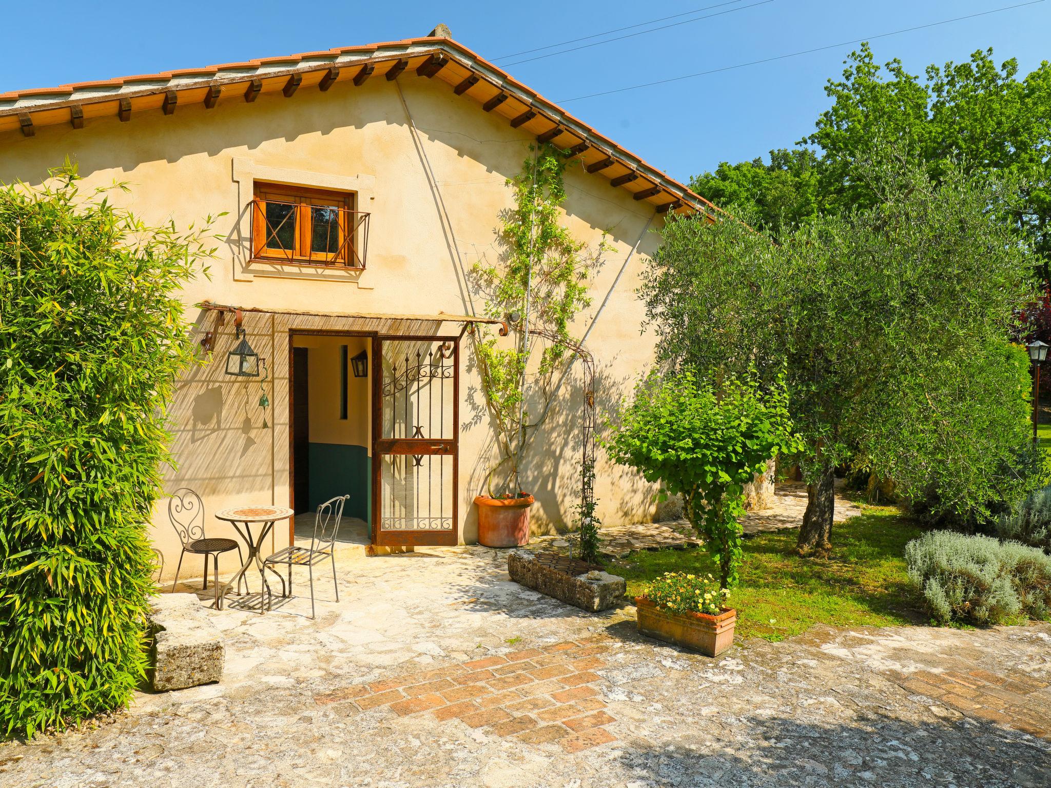 Photo 19 - Maison de 1 chambre à Penna in Teverina avec piscine privée et jardin