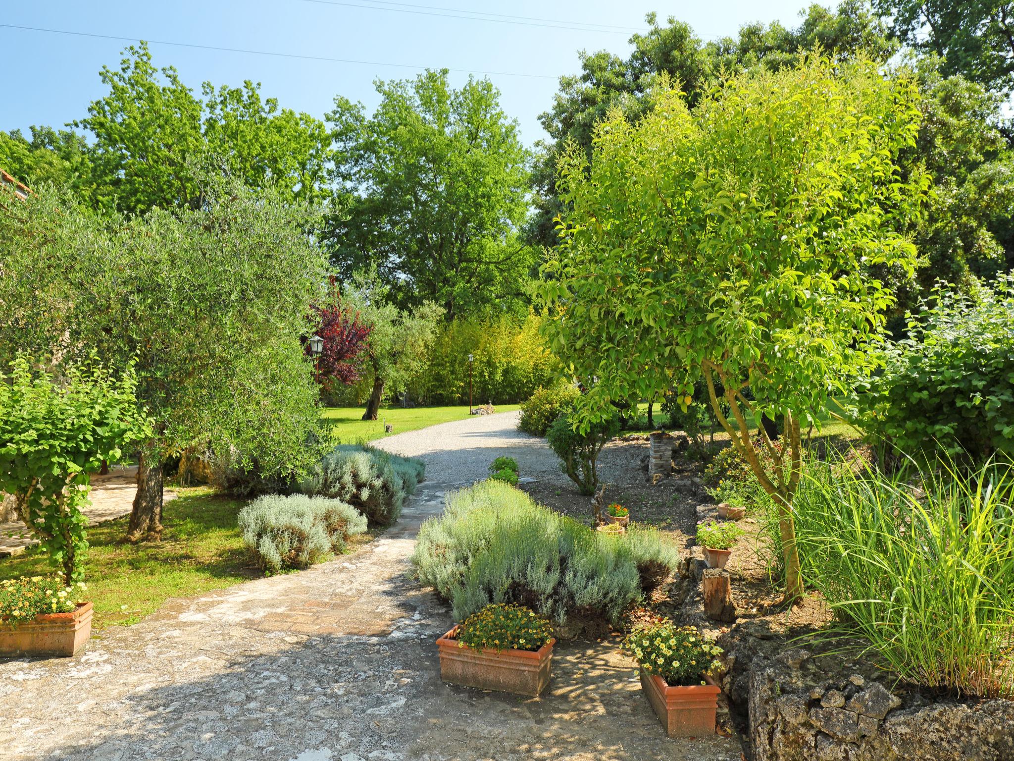 Photo 34 - Maison de 1 chambre à Penna in Teverina avec piscine privée et jardin