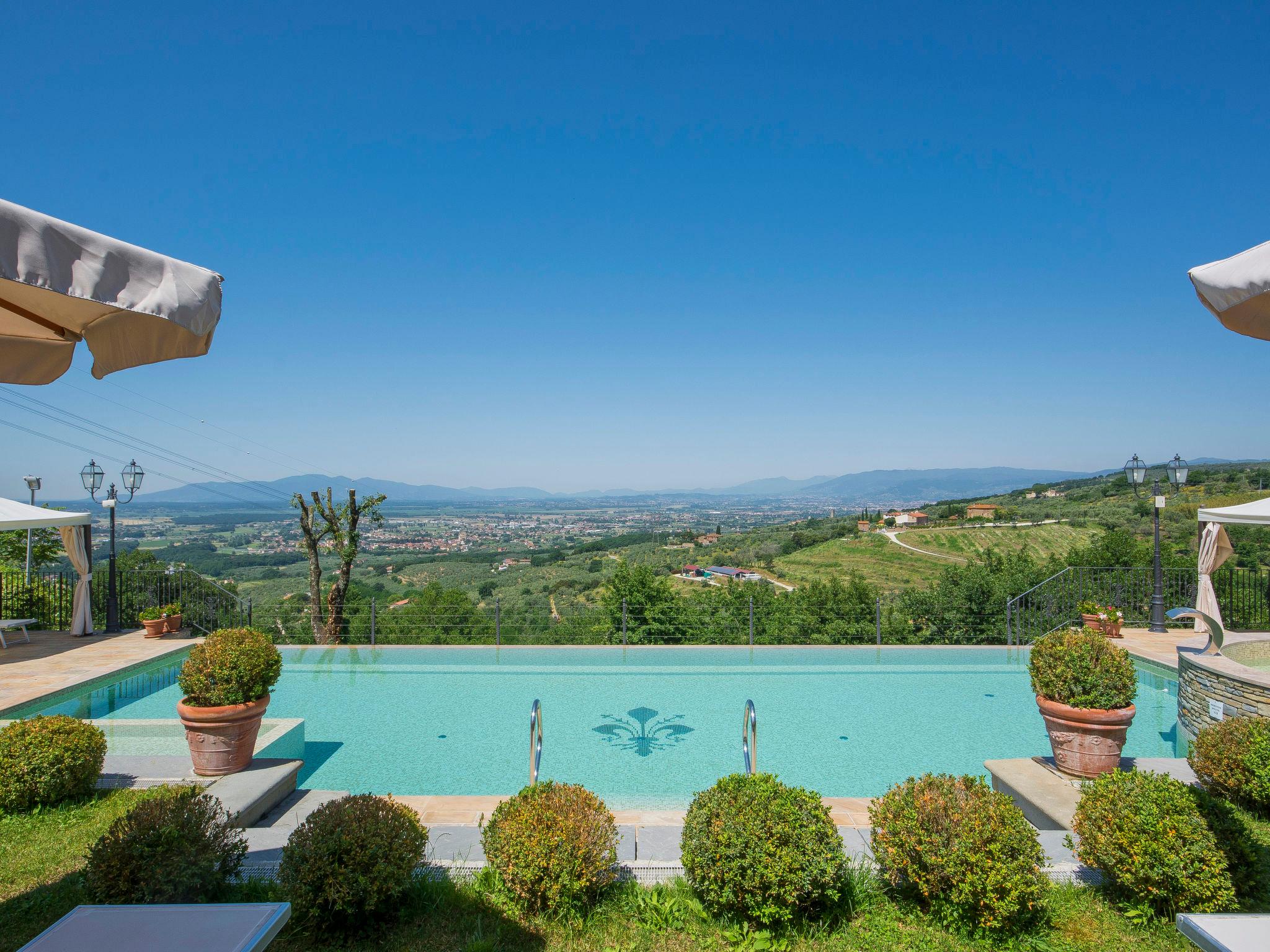 Foto 2 - Appartamento con 2 camere da letto a Lamporecchio con piscina e giardino