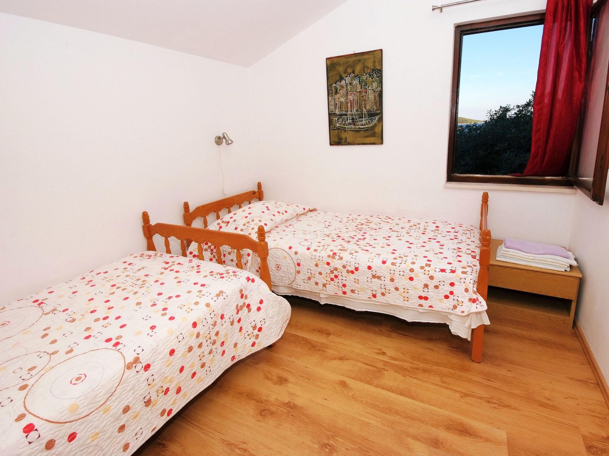 Foto 13 - Apartment mit 4 Schlafzimmern in Blato mit blick aufs meer