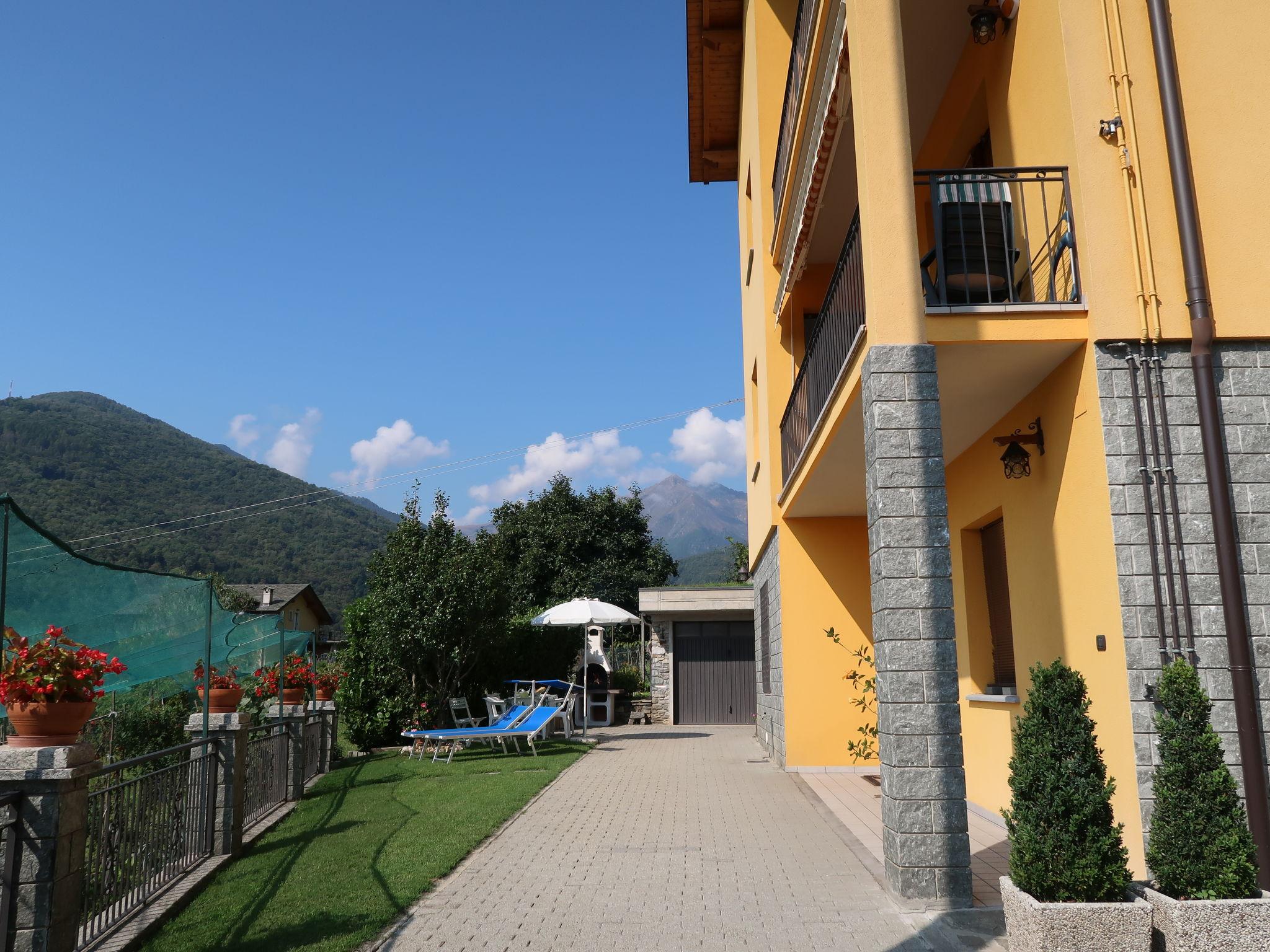 Photo 21 - 2 bedroom Apartment in Gravedona ed Uniti with garden