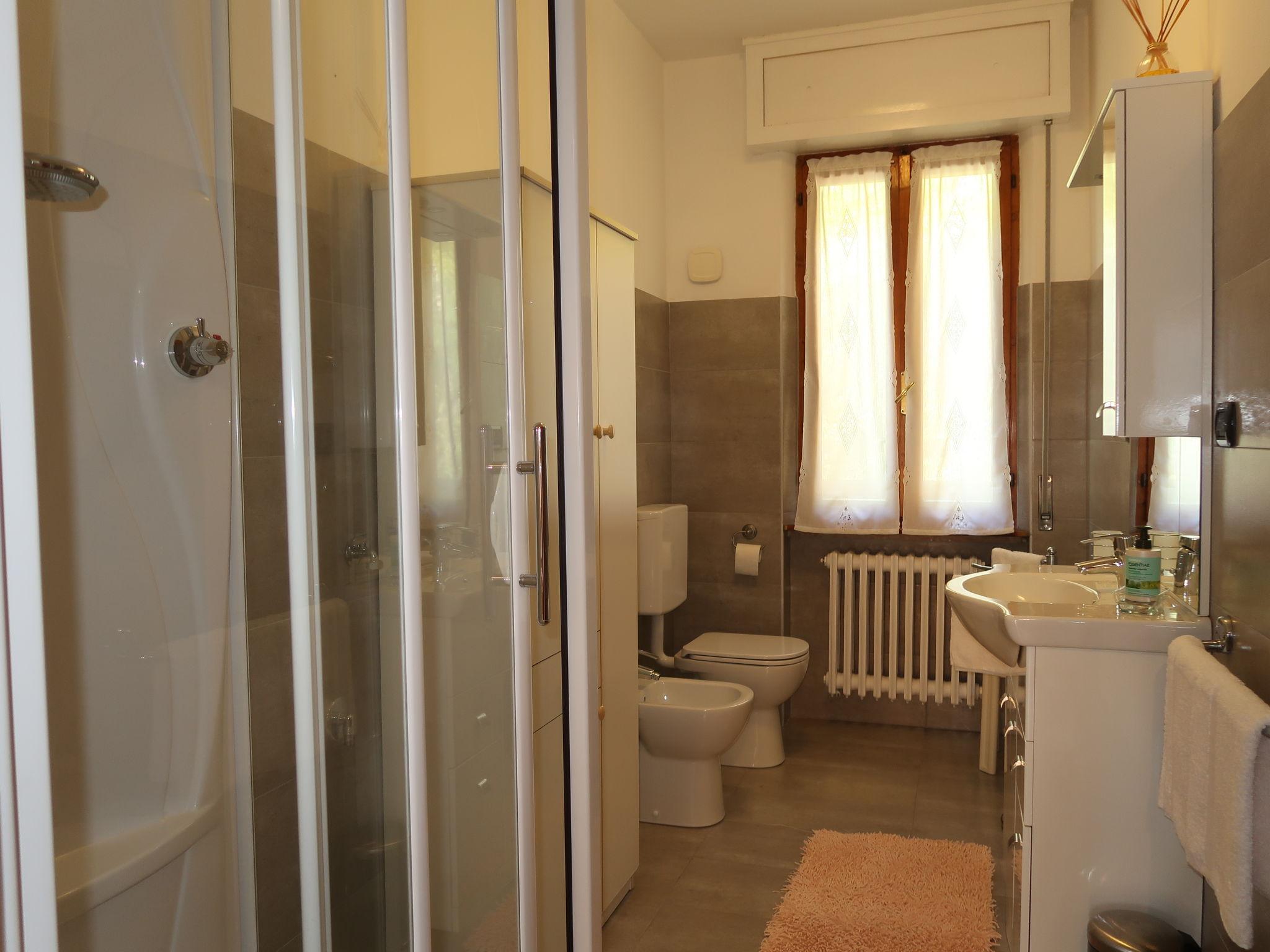 Photo 15 - 2 bedroom Apartment in Gravedona ed Uniti with garden