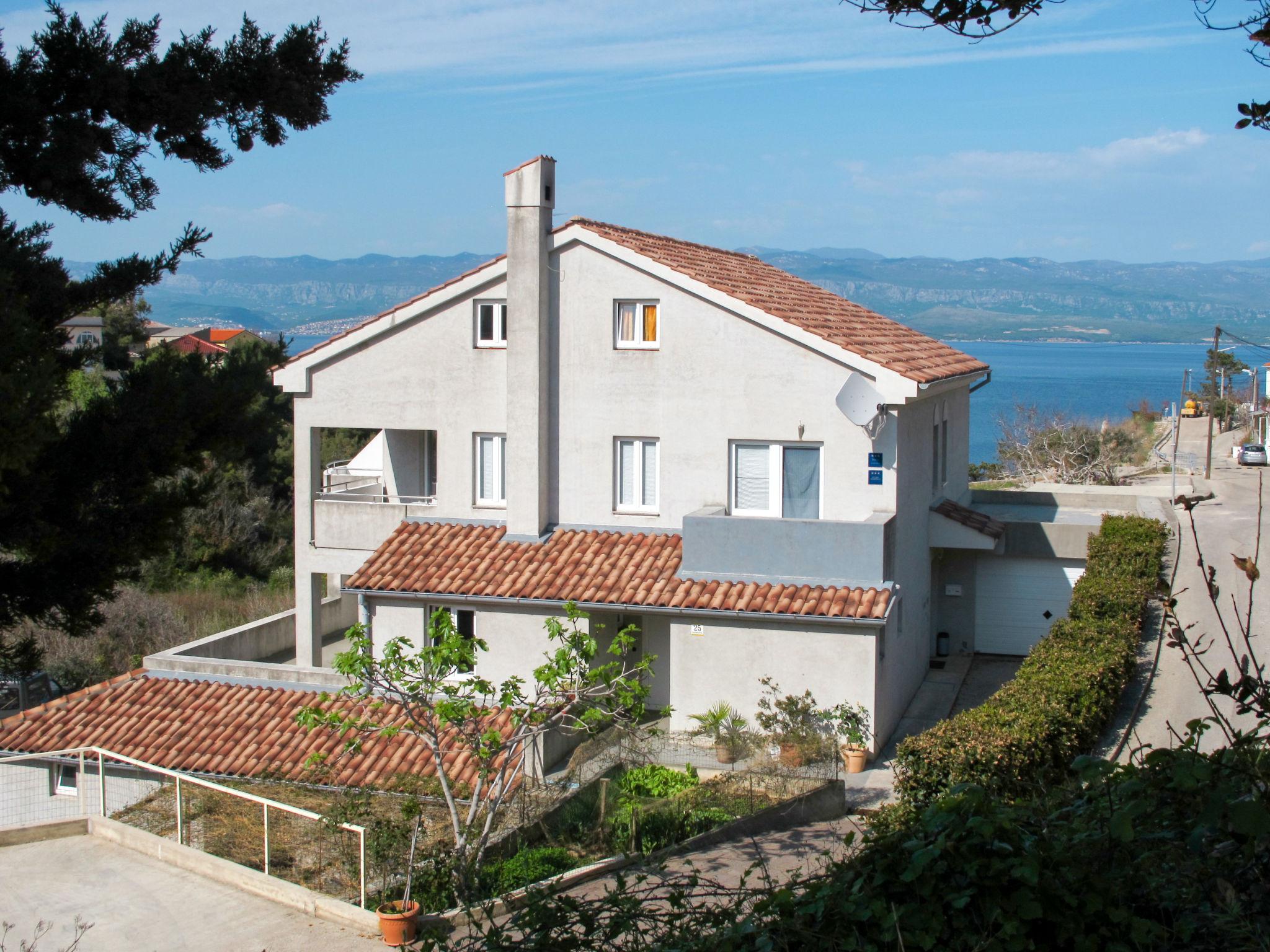 Photo 14 - Apartment in Vrbnik with sea view