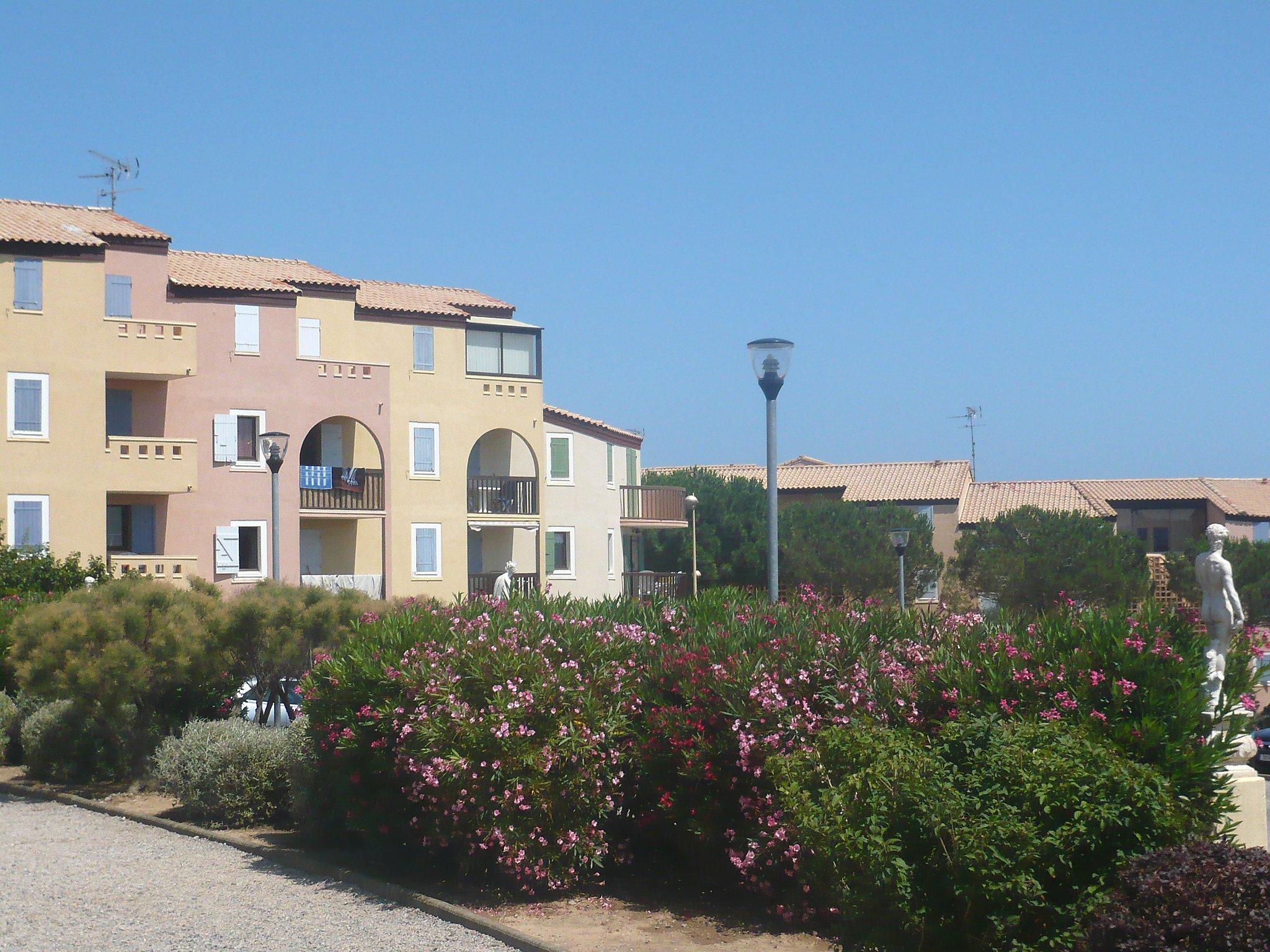 Foto 16 - Apartamento de 1 habitación en Fleury con piscina y vistas al mar