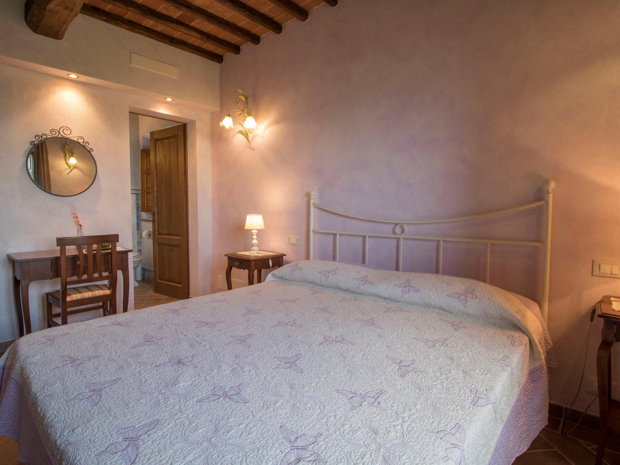 Foto 22 - Haus mit 5 Schlafzimmern in Civitella in Val di Chiana mit privater pool und terrasse