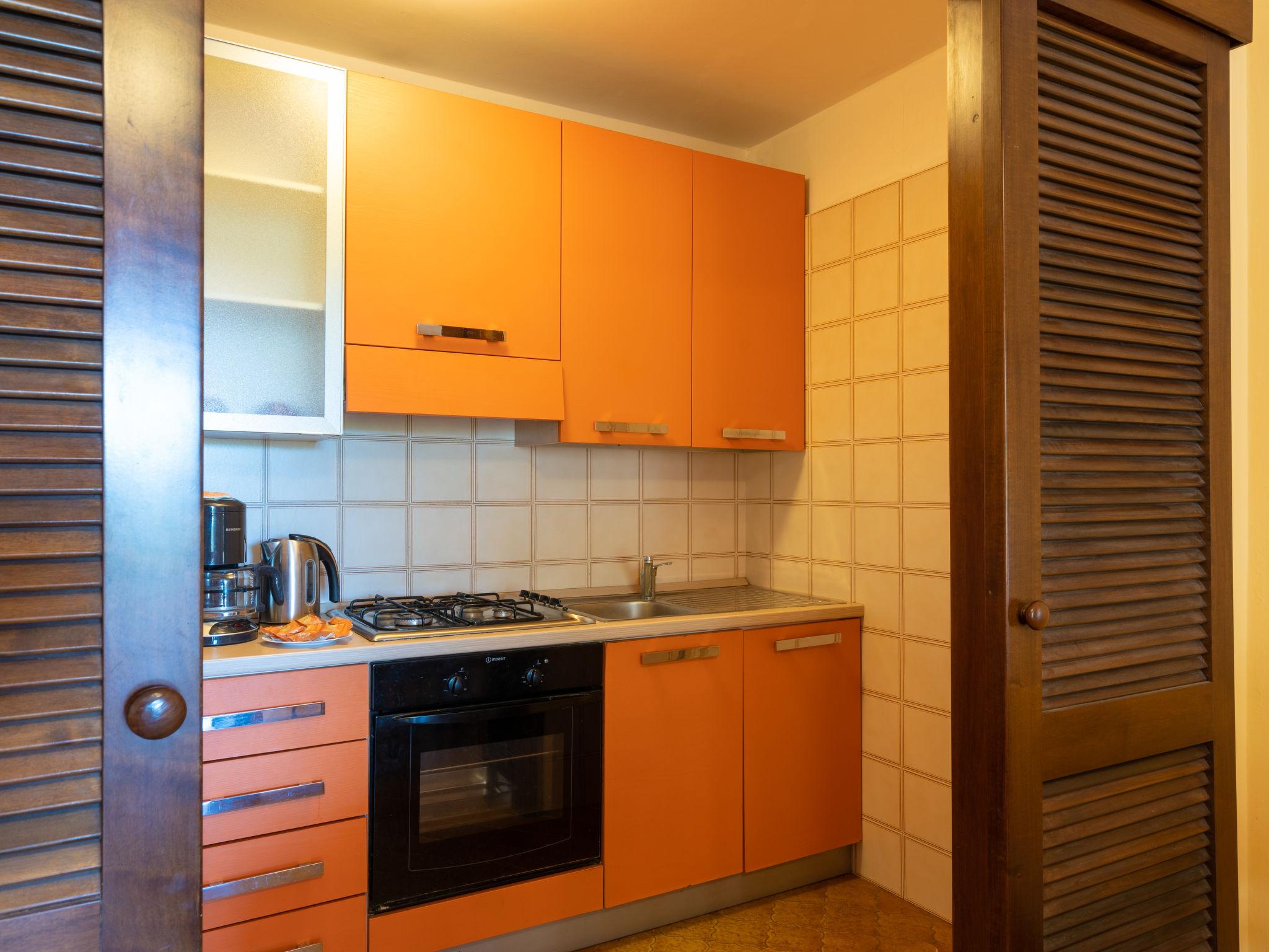Foto 9 - Apartment mit 1 Schlafzimmer in Andora mit garten und blick aufs meer