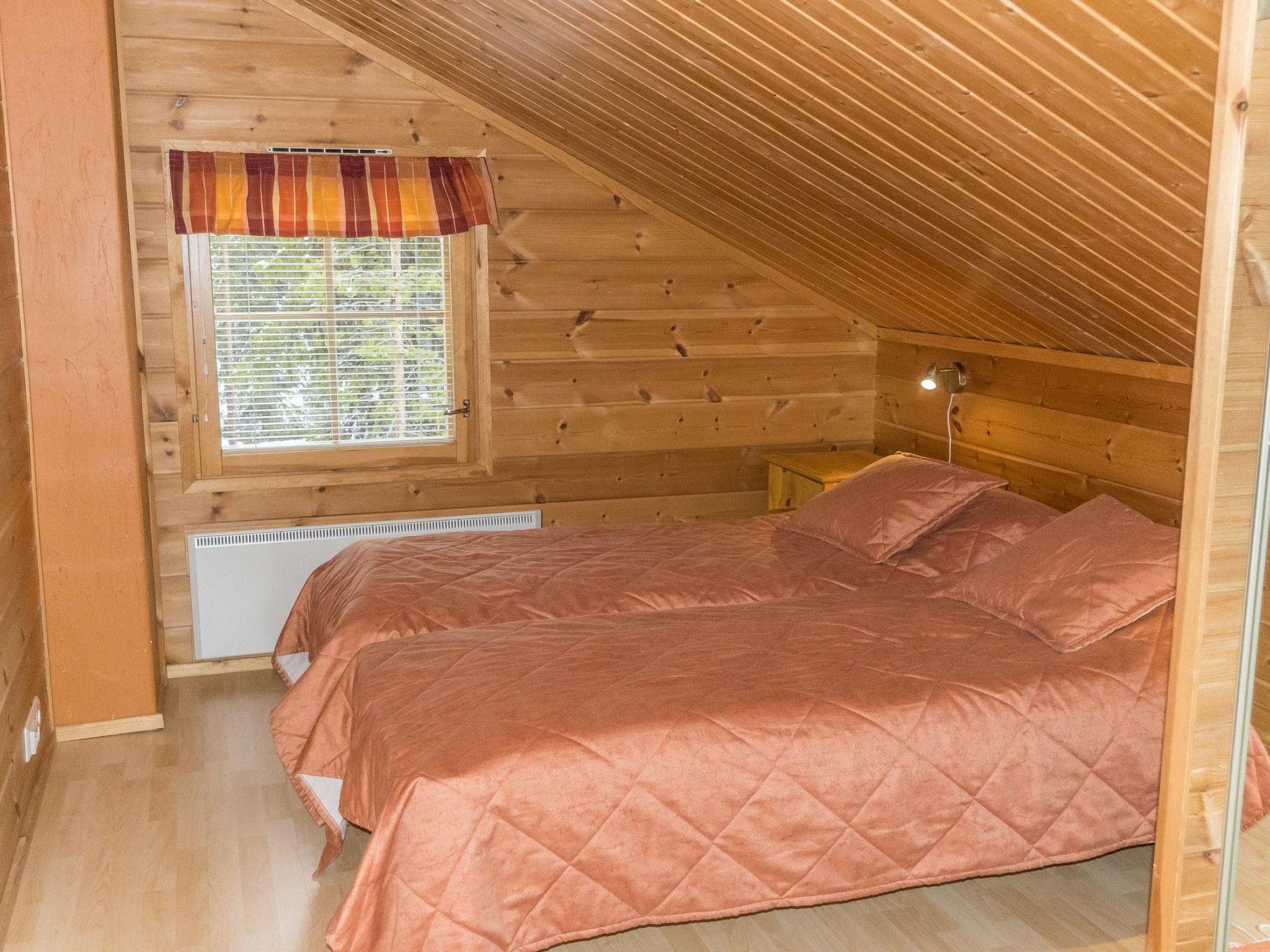 Foto 14 - Casa de 3 habitaciones en Kittilä con sauna y vistas a la montaña