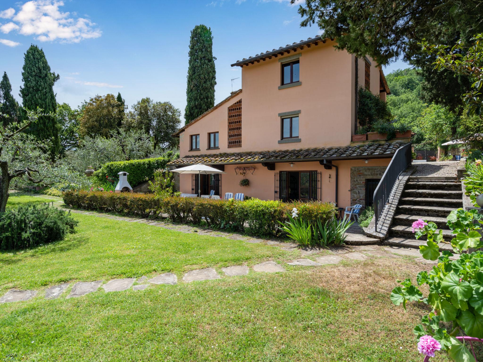 Photo 24 - 2 bedroom House in Arezzo with swimming pool and garden