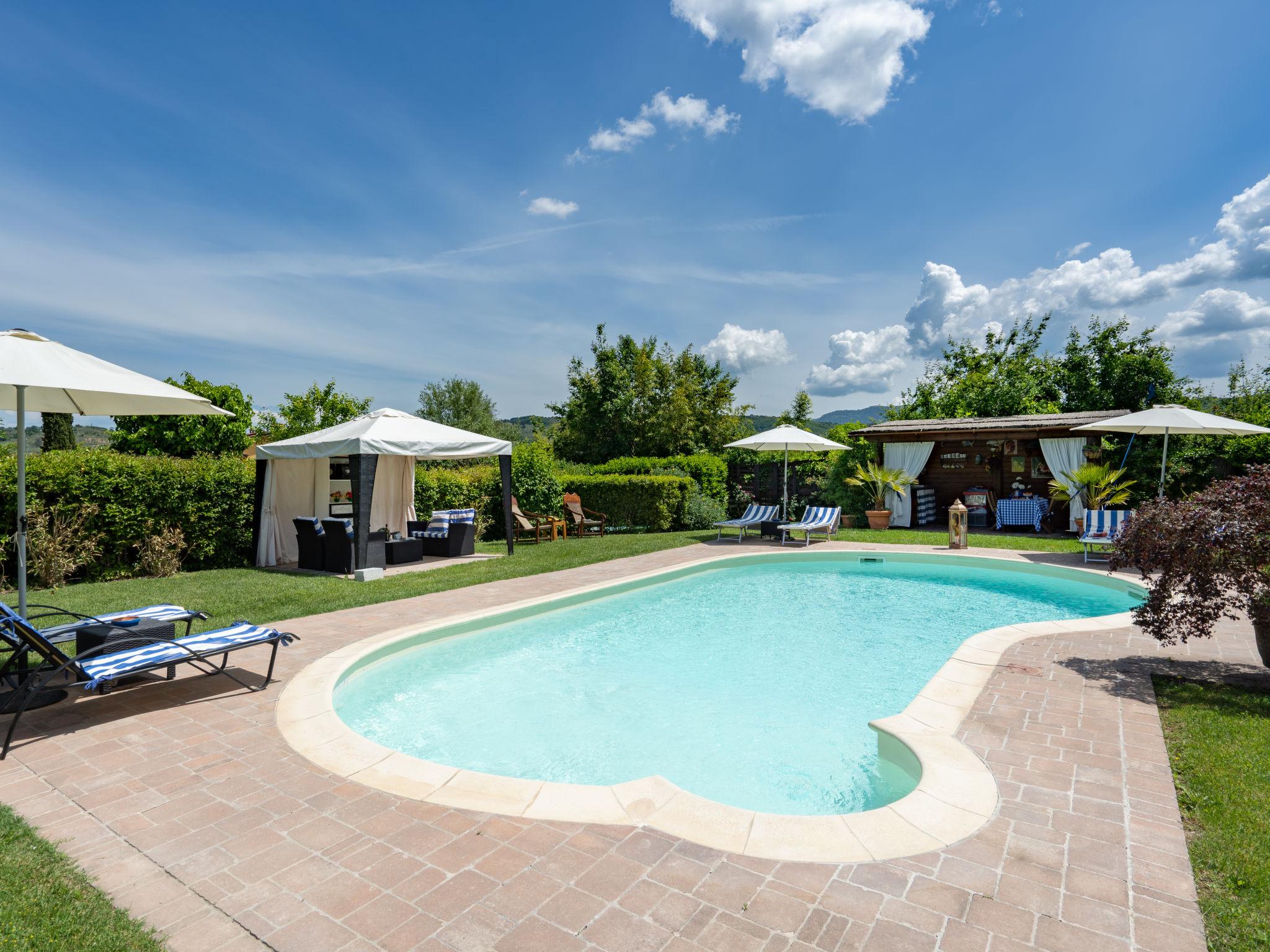 Foto 5 - Casa de 2 quartos em Arezzo com piscina e jardim