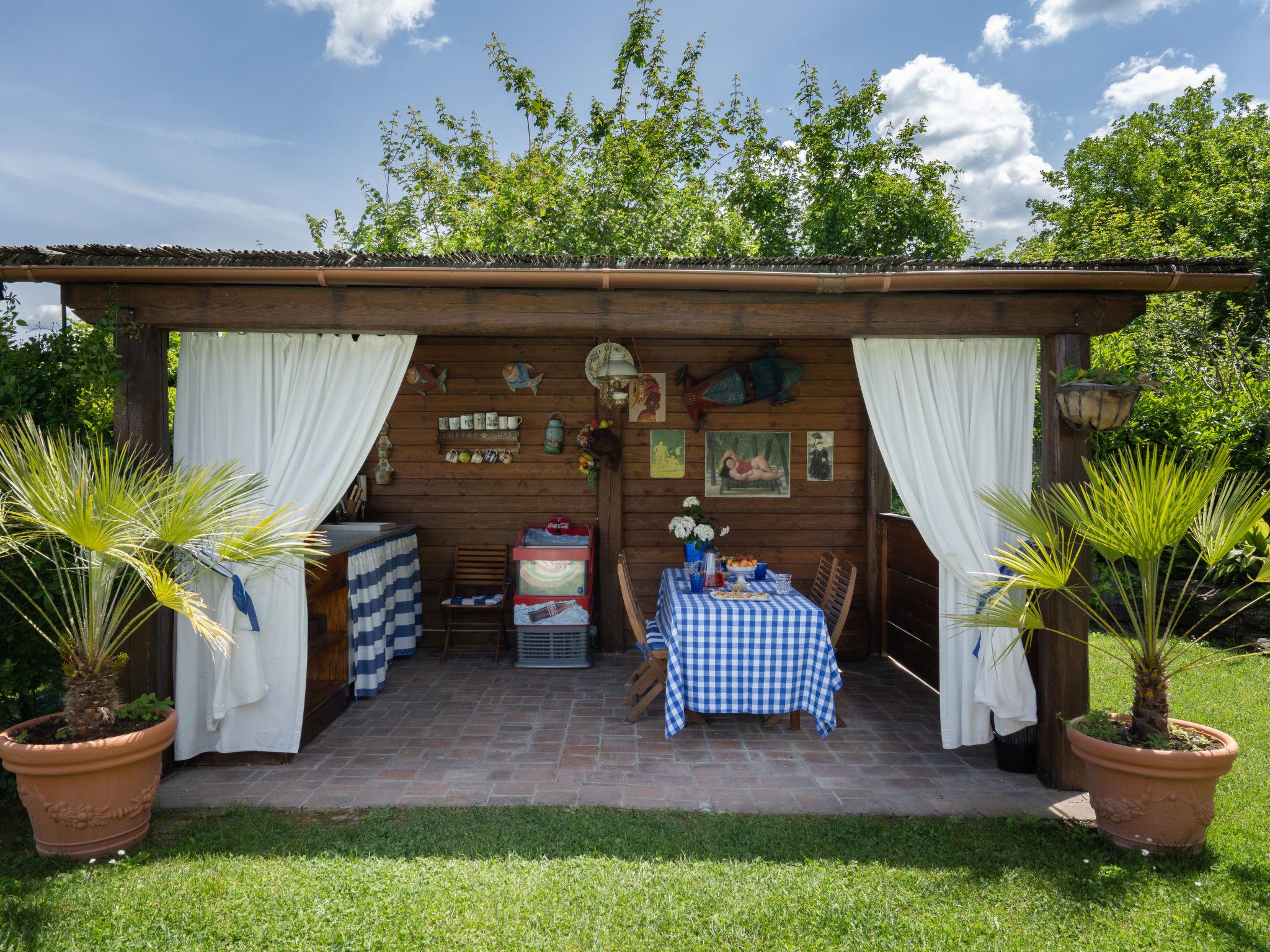 Foto 31 - Casa con 2 camere da letto a Arezzo con piscina e giardino