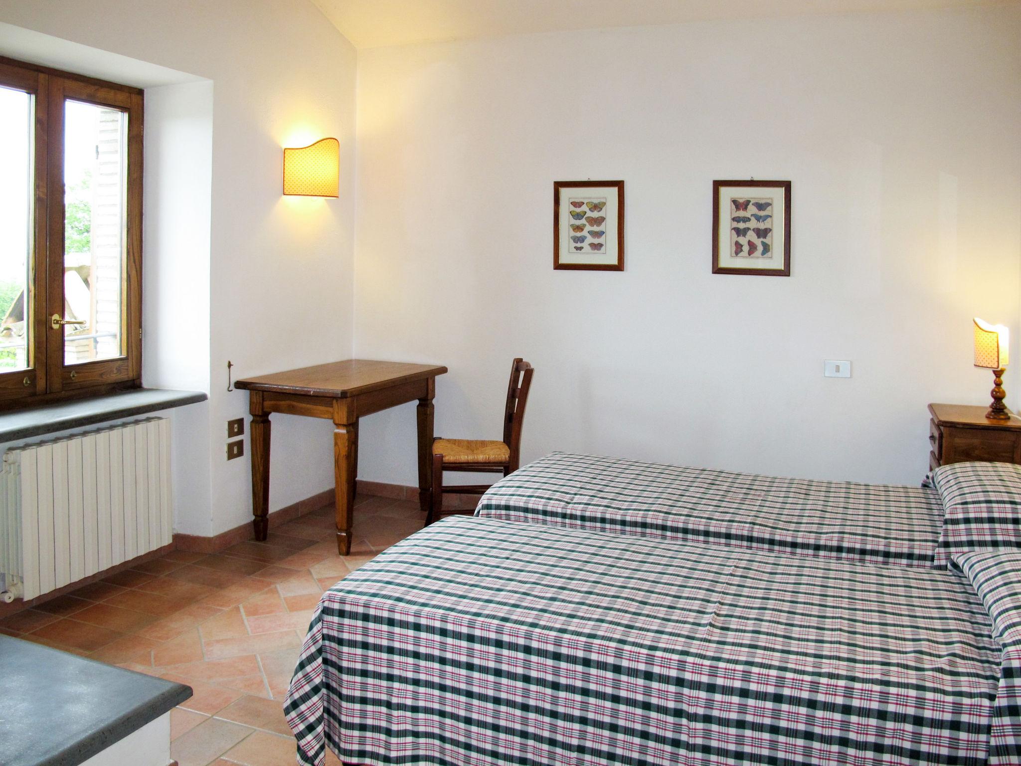 Photo 11 - 2 bedroom House in Orvieto with swimming pool and garden