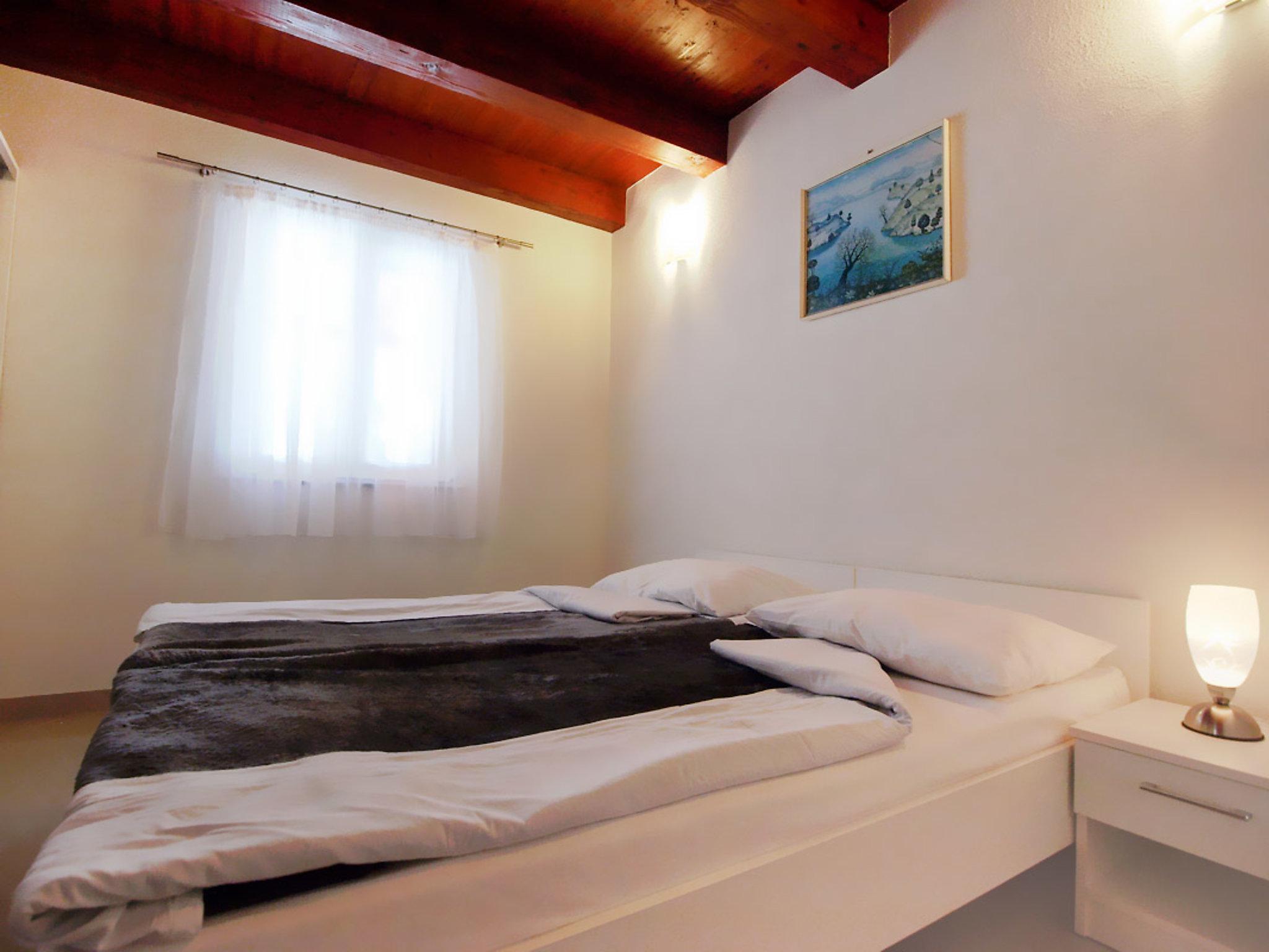 Foto 21 - Casa de 4 quartos em Obrovac com piscina privada e jardim