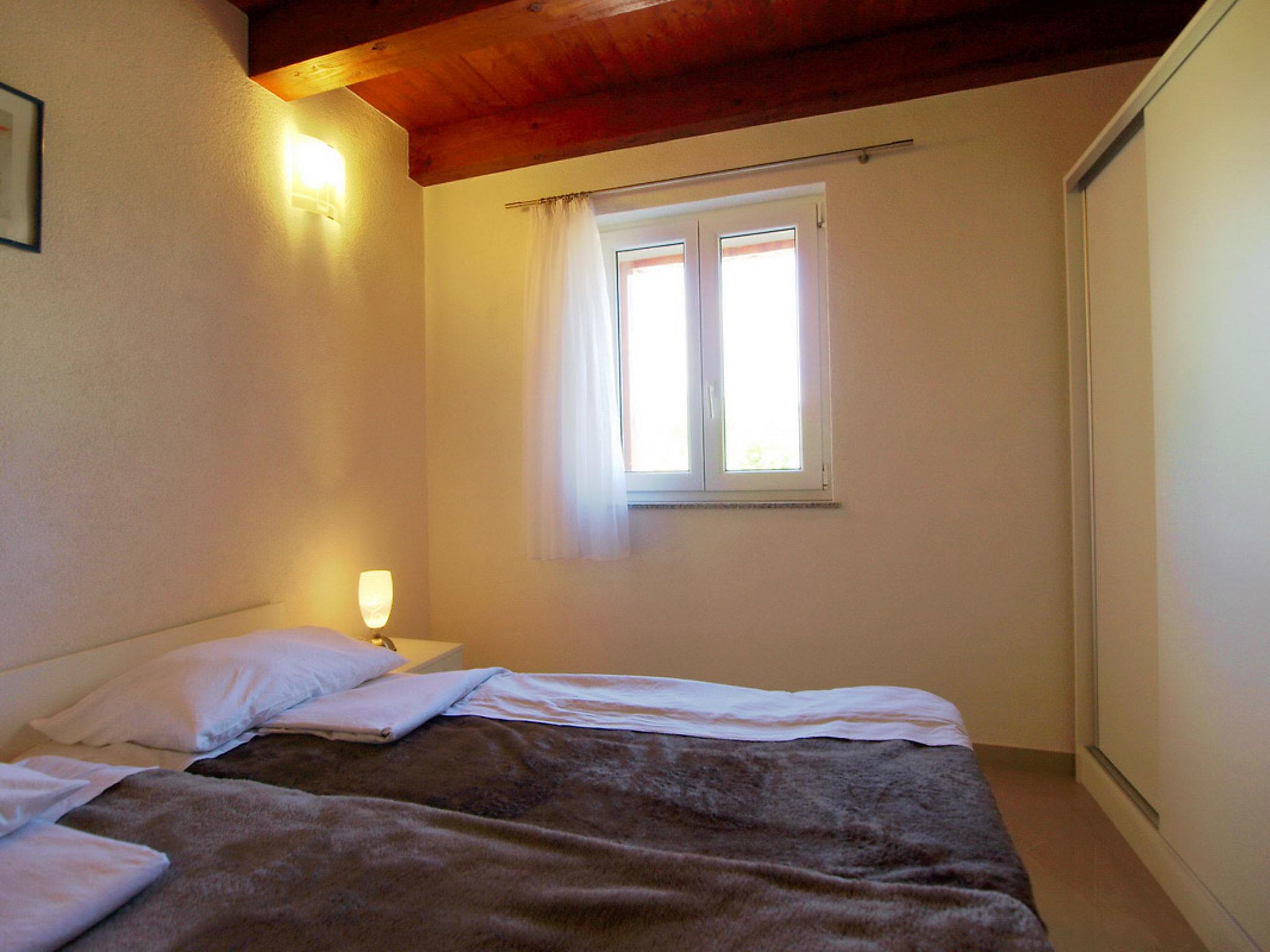 Foto 11 - Casa con 4 camere da letto a Obrovac con piscina privata e giardino