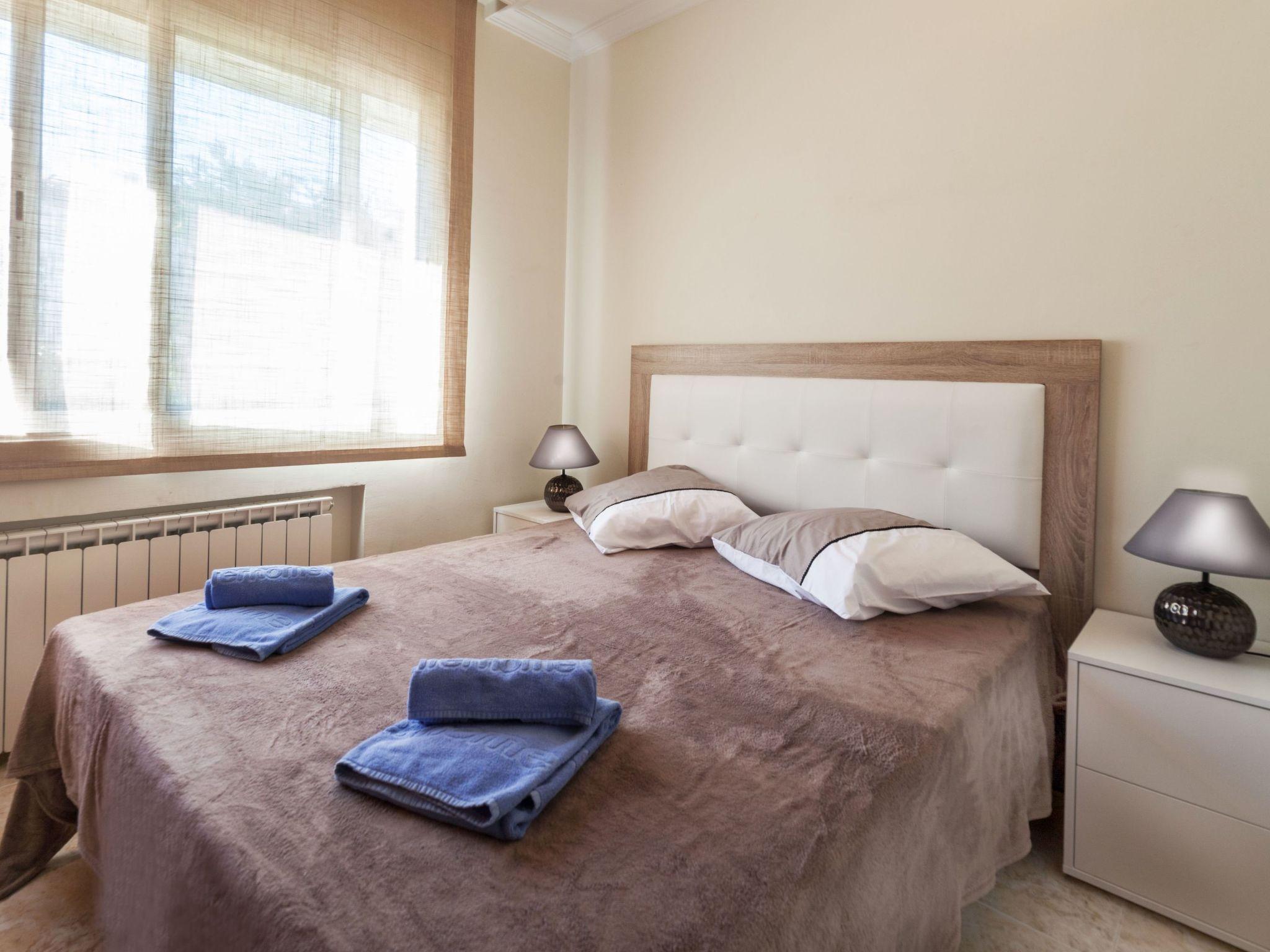 Foto 12 - Casa con 3 camere da letto a Lloret de Mar con piscina privata e terrazza