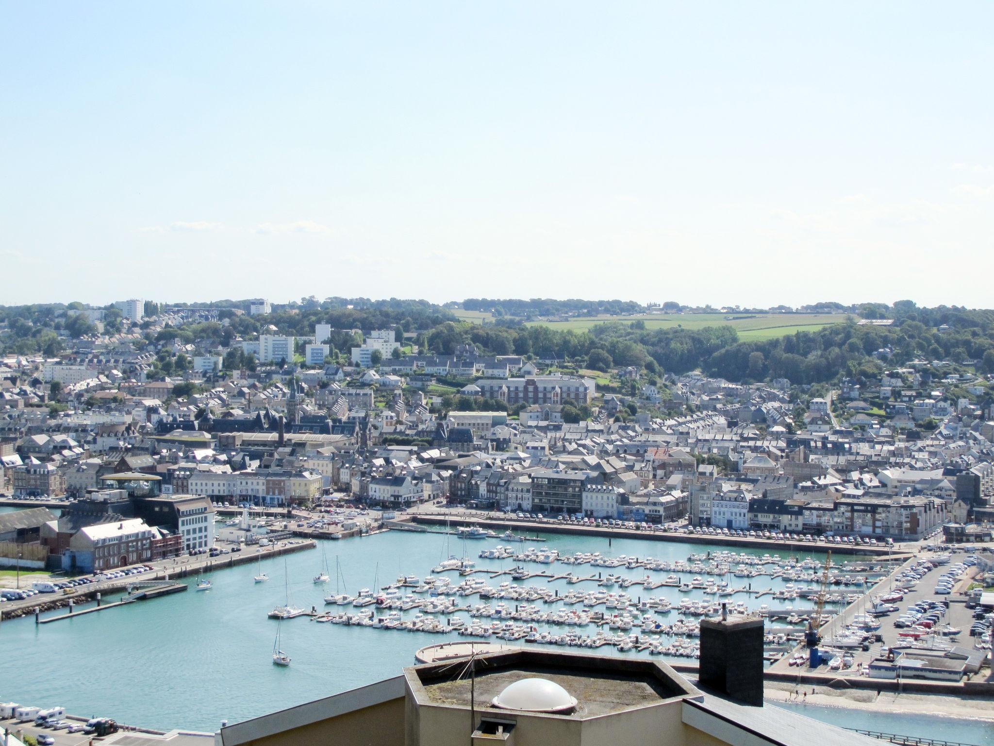 Foto 21 - Haus mit 2 Schlafzimmern in Saint-Pierre-en-Port mit blick aufs meer