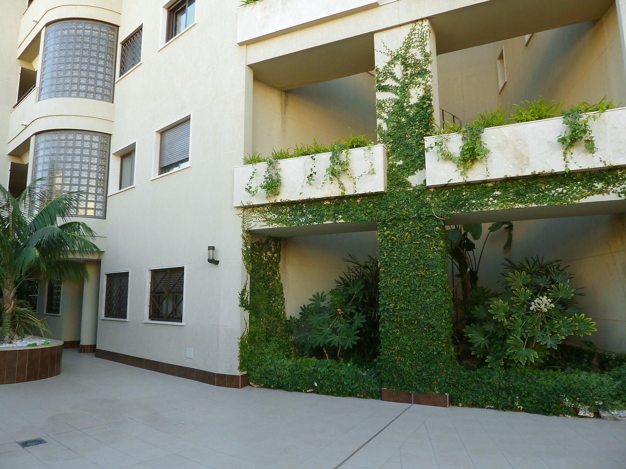 Photo 17 - 2 bedroom Apartment in Fuengirola with swimming pool and garden