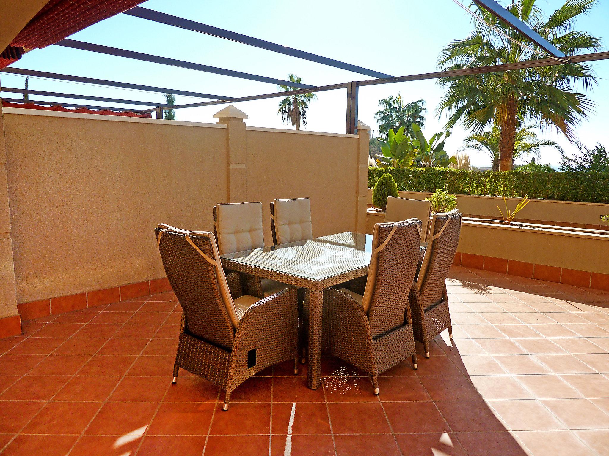 Photo 6 - 2 bedroom Apartment in Fuengirola with swimming pool and sea view