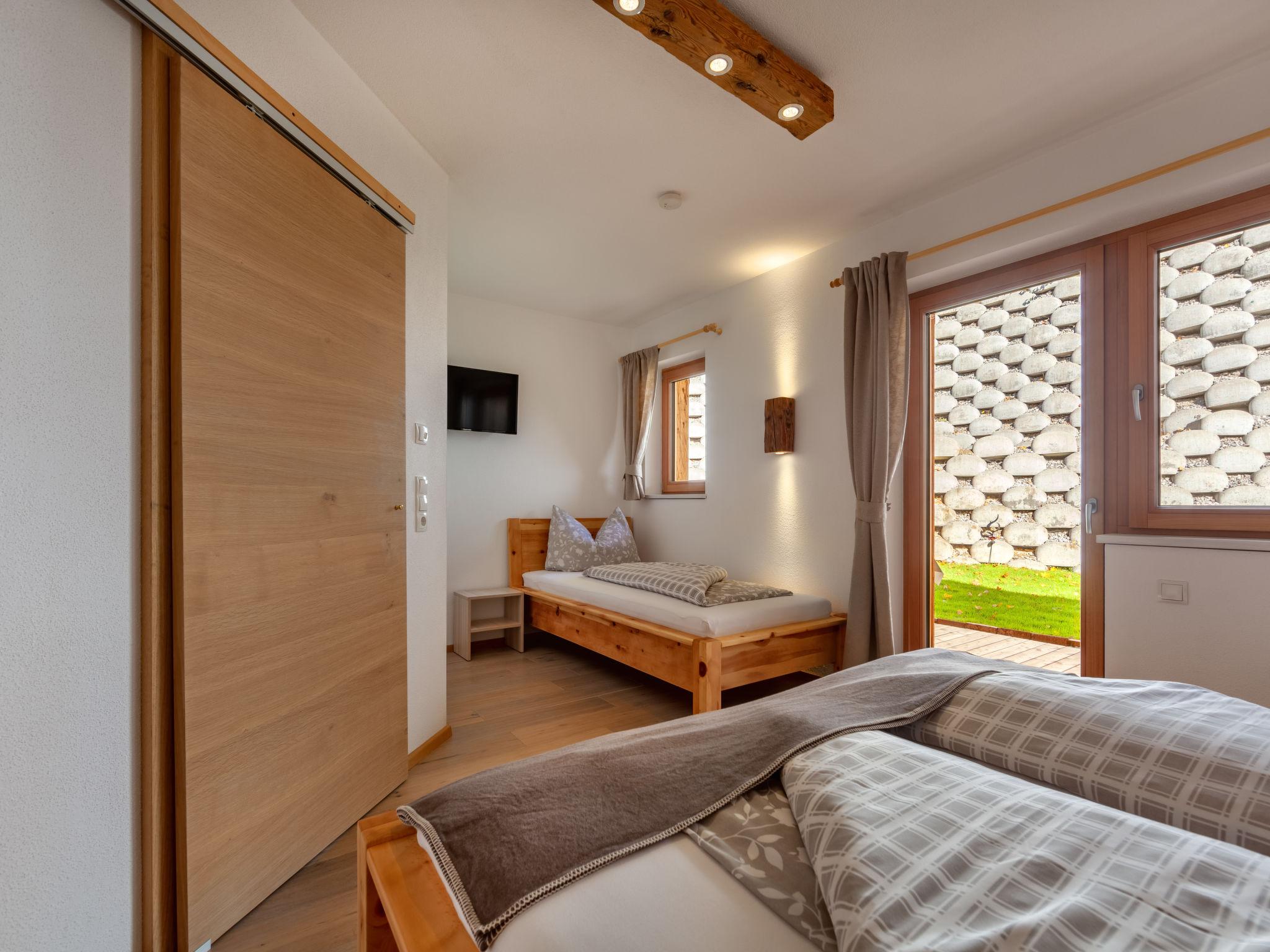 Foto 13 - Appartamento con 1 camera da letto a Ramsau im Zillertal con terrazza e vista sulle montagne