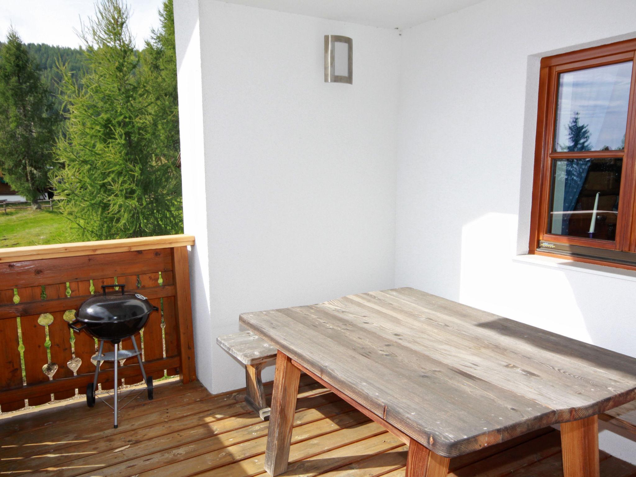 Foto 22 - Casa de 4 habitaciones en Albeck con sauna y vistas a la montaña